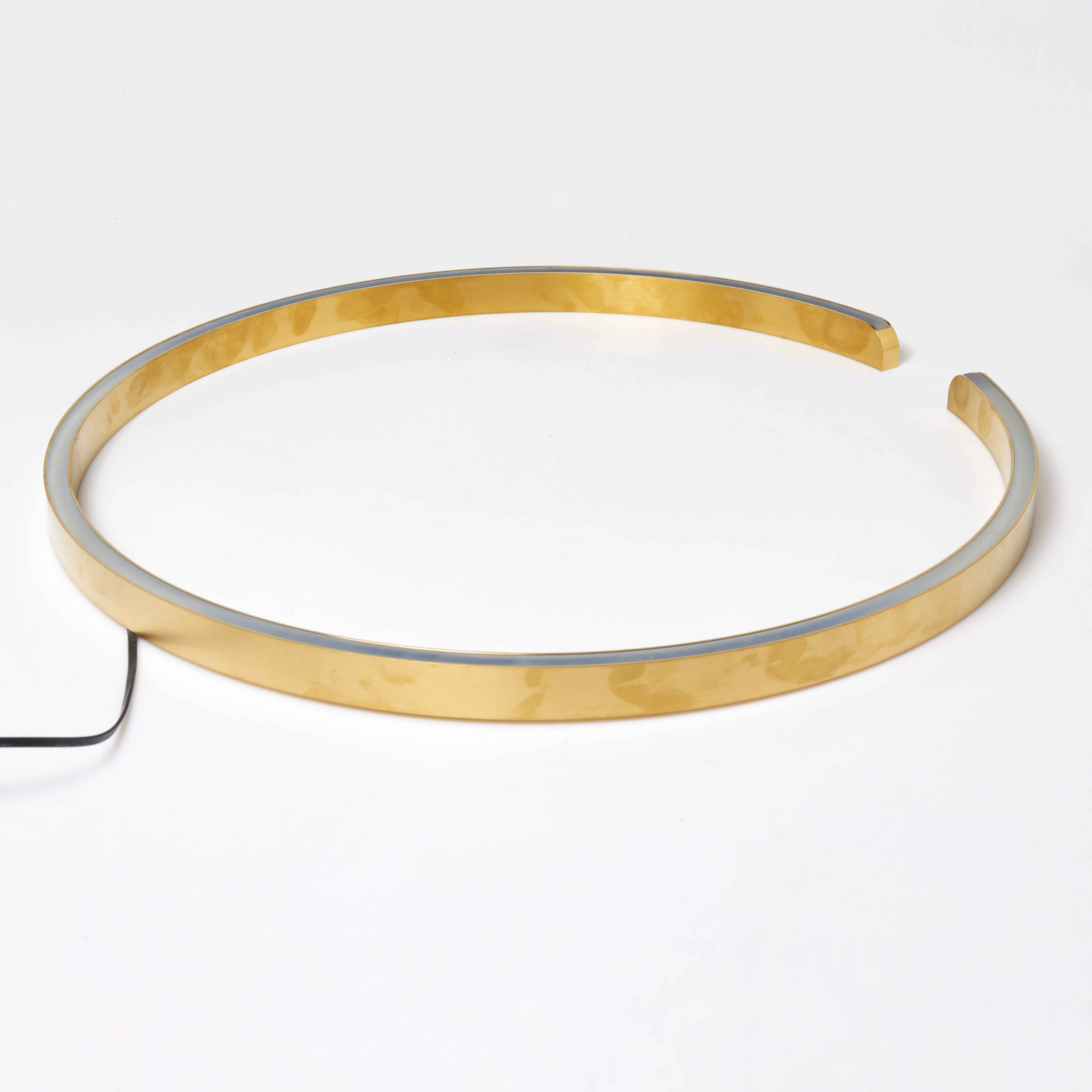 AXEL MEISE. TAK/VÄGGLAMPA, "Mito Soffitto 60 Flat", för Occhio, mässing/bronze.