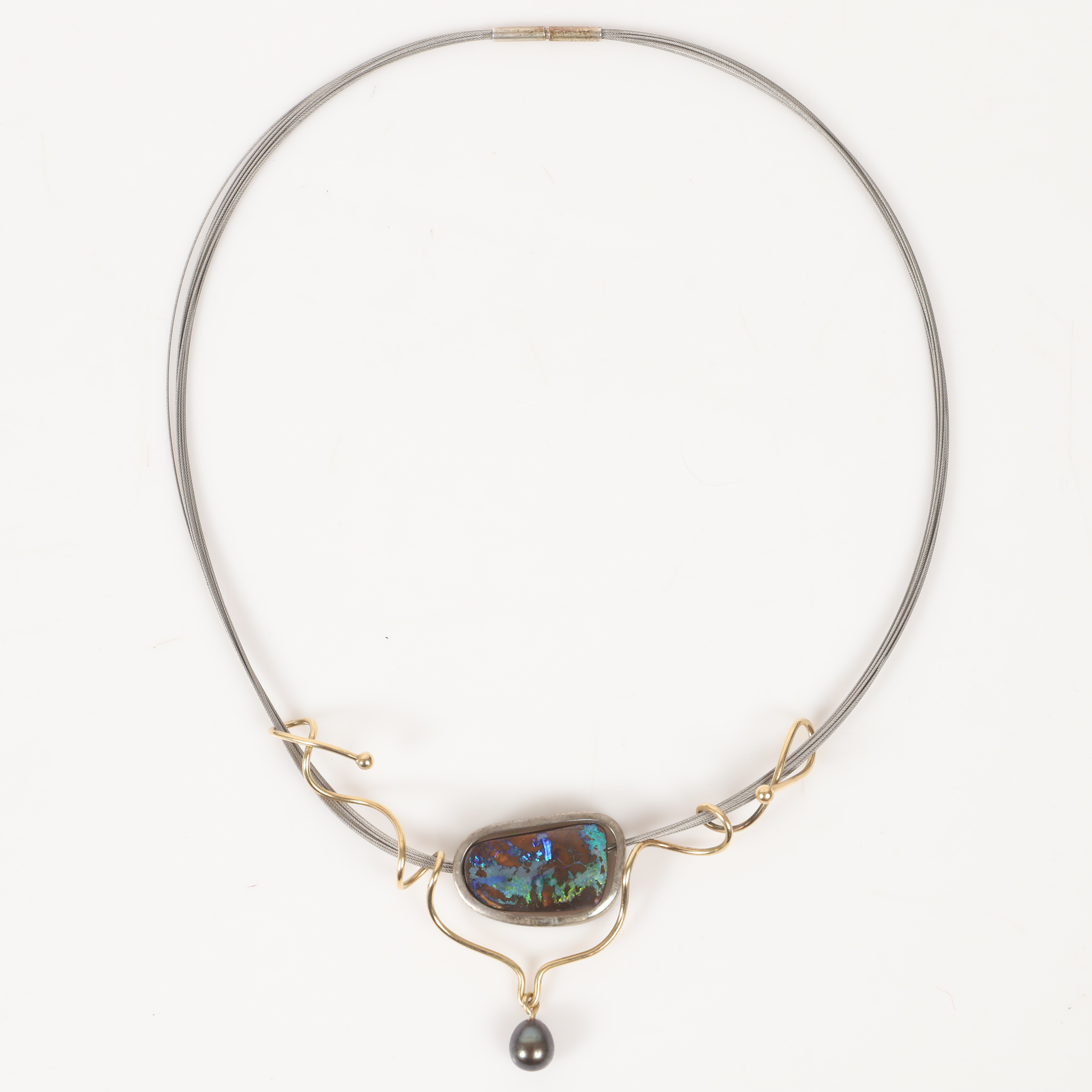 TRAUDEL & JENS GREGERS TOFTEGAARD. Collier, sterlingsilver och 14 K guld med boulder opal och svart pärla, Toftegaard Design, Danmark.