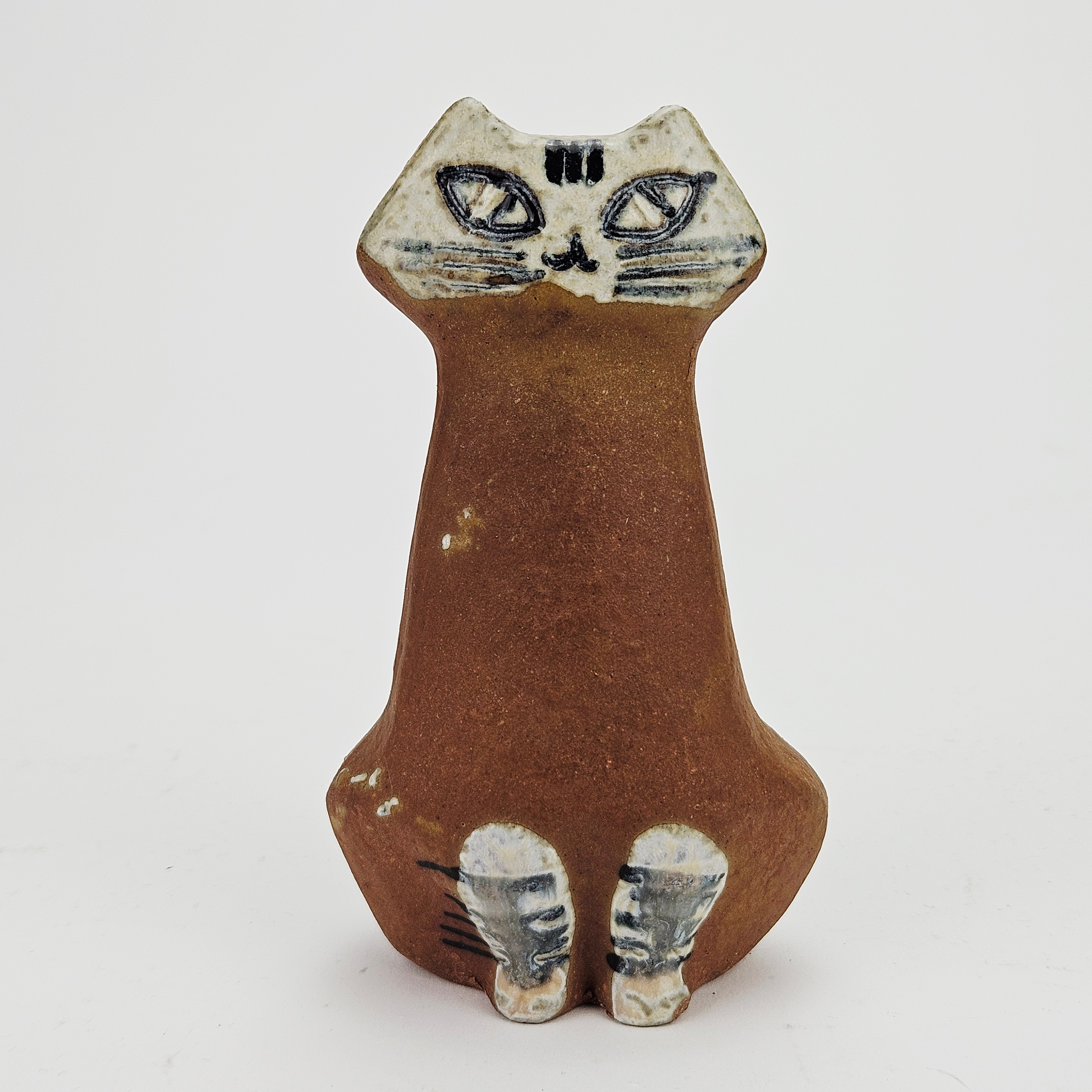 LISA LARSON. Figurin, stengods, Gustavsberg.