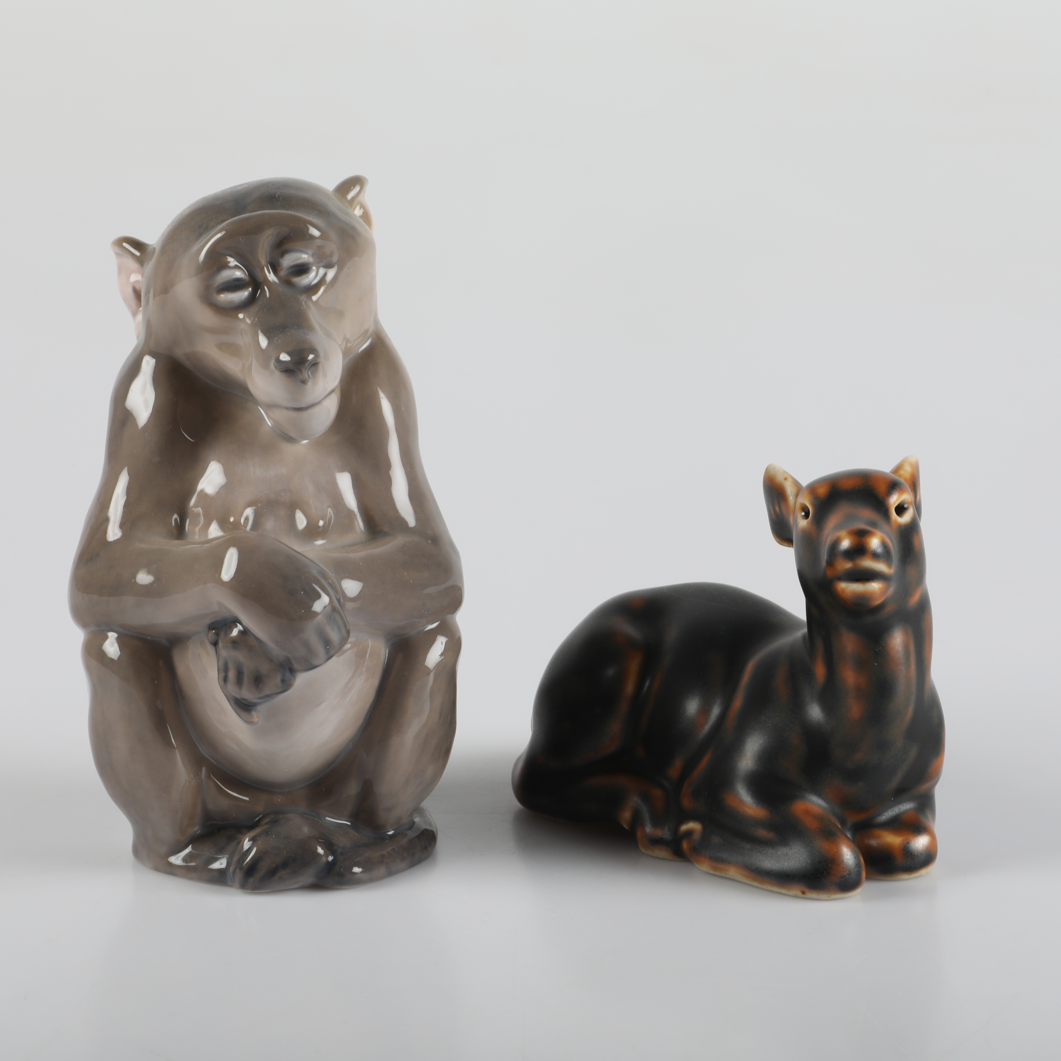 FIGURINER, 2 stycken, porslin/stengods, Royal Copenhagen, Danmark.