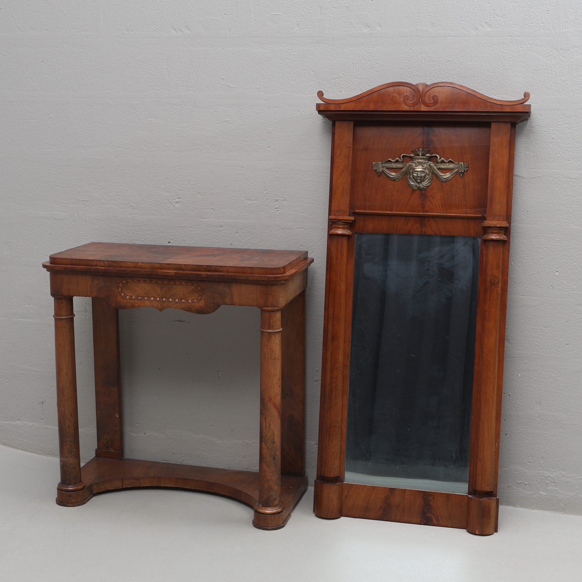SPEGEL samt KONSOLBORD, 18/1900-tal.