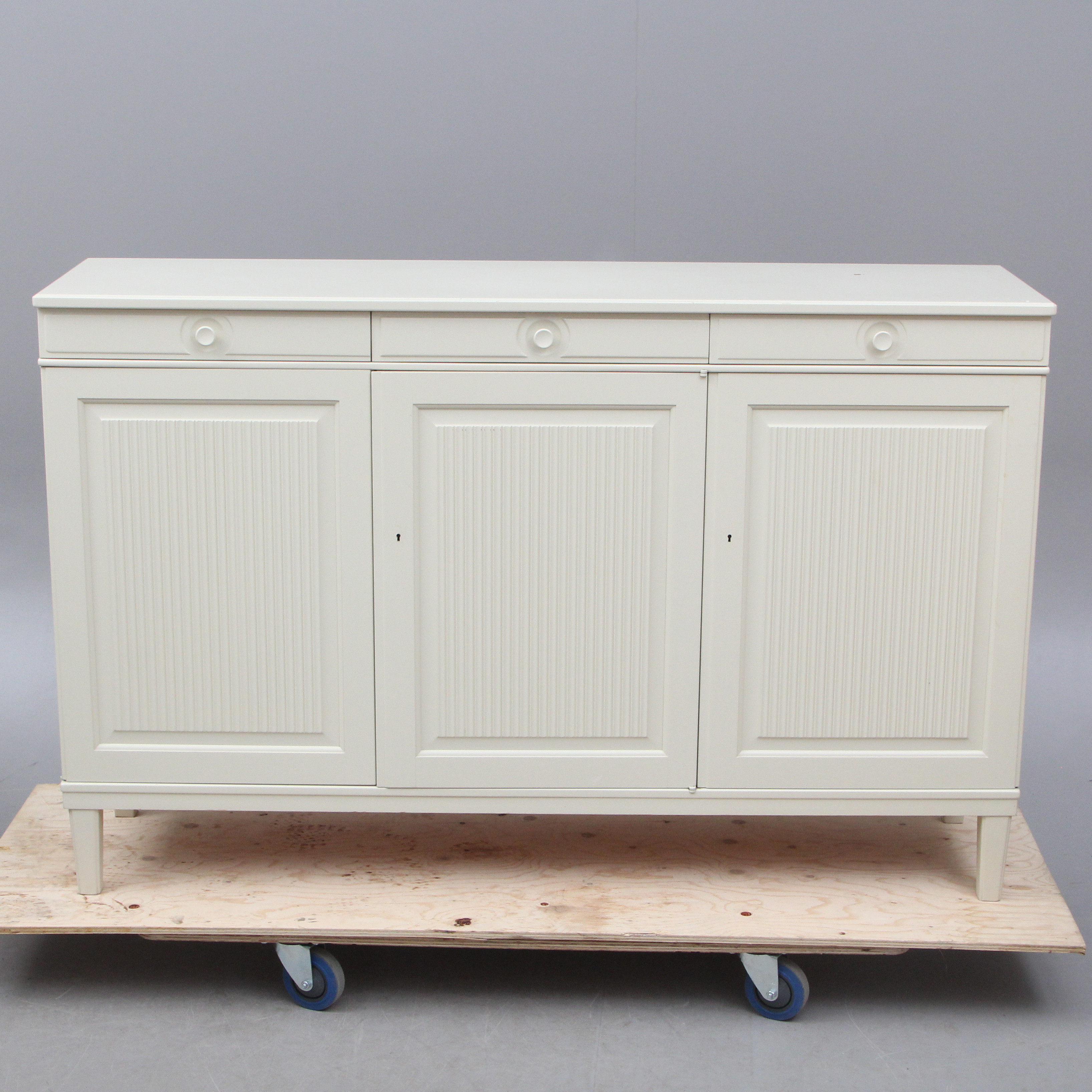 CARL MALMSTEN. SIDEBOARD, Herrgården.
