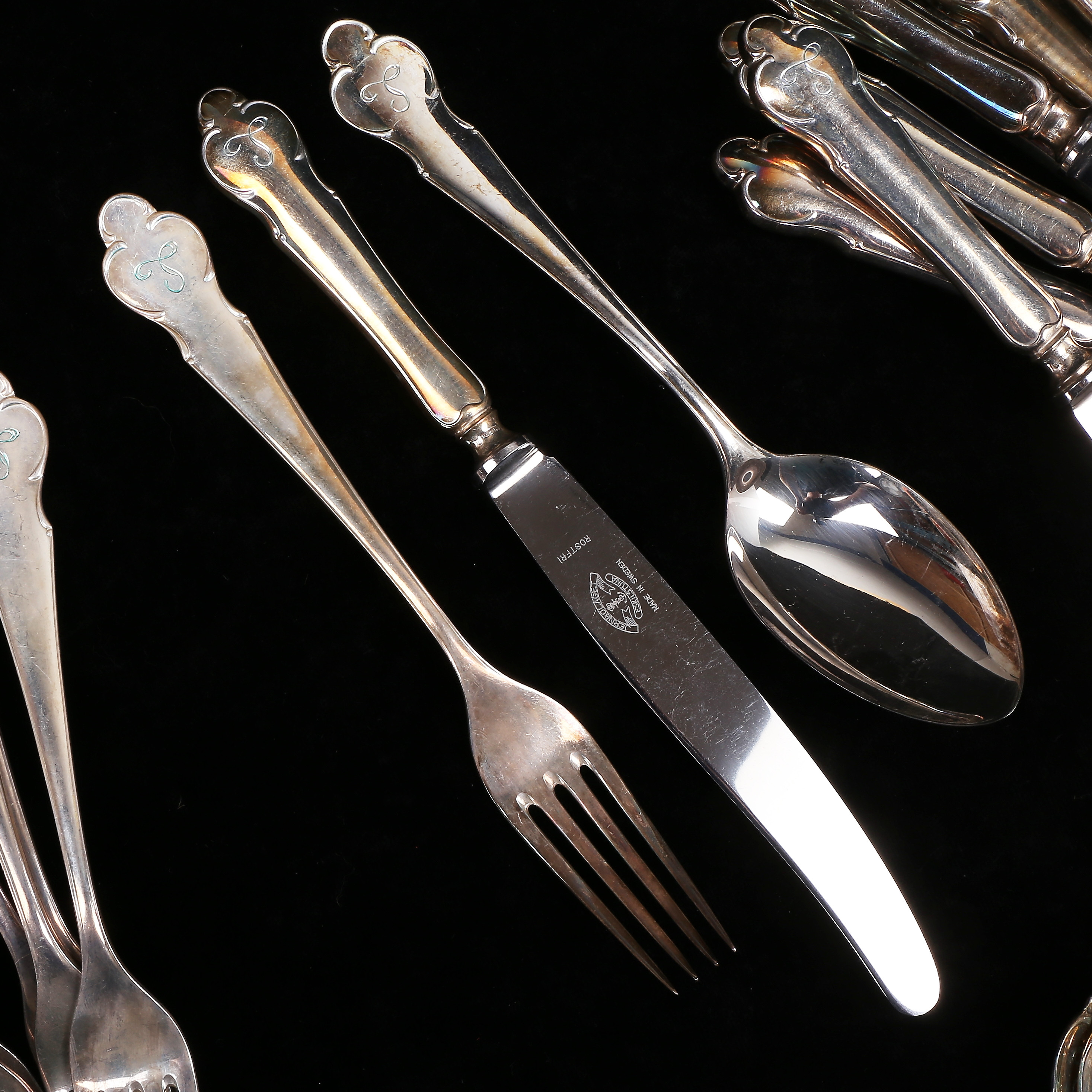 BESTICKUPPSÄTTNING, 36 delar, silver, "Disa", MGAB, Uppsala, 1950-tal, total vikt inklusive rostfria blad 1992 gram.