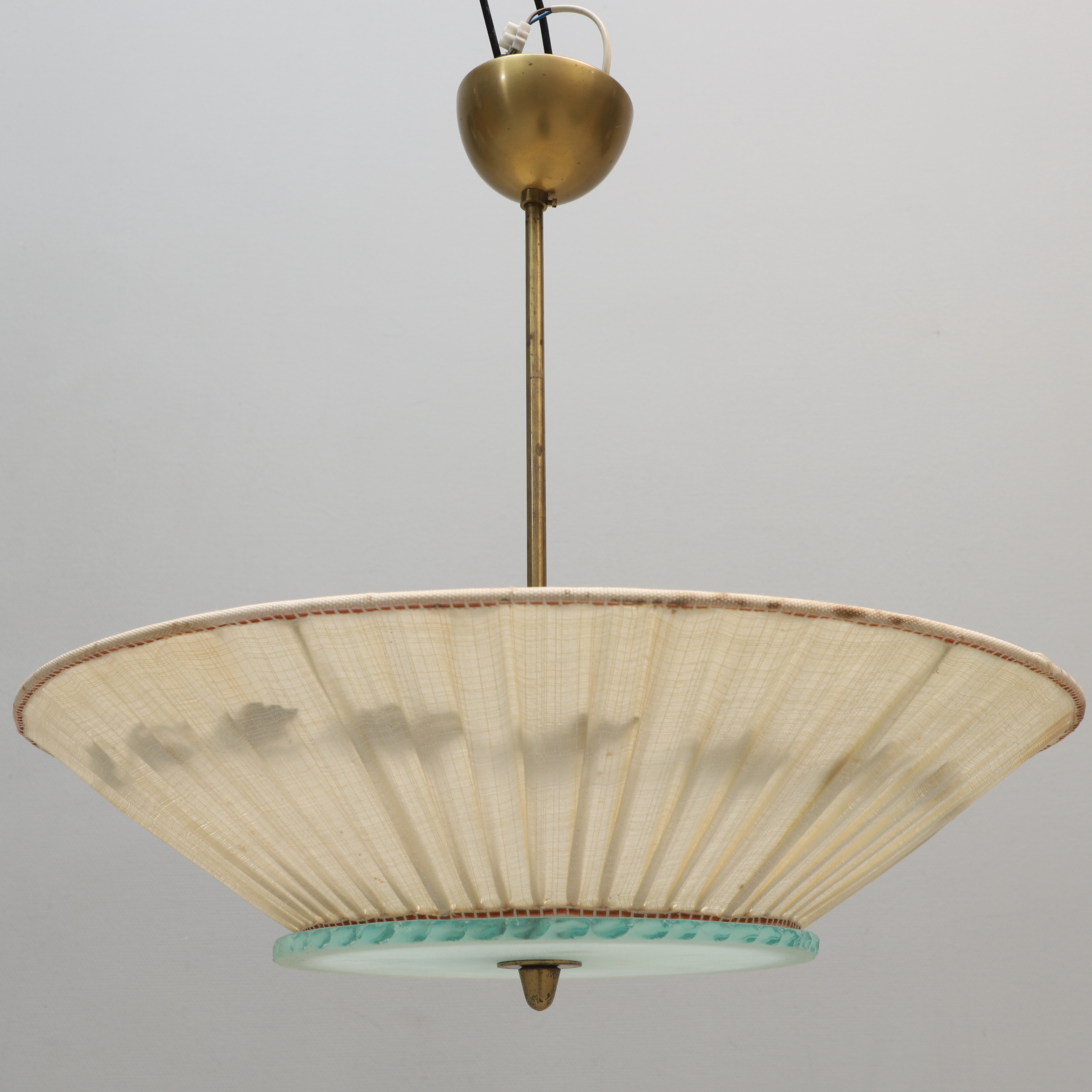 TAKLAMPA, textil, mässing & råglas, art deco, 1930-tal.