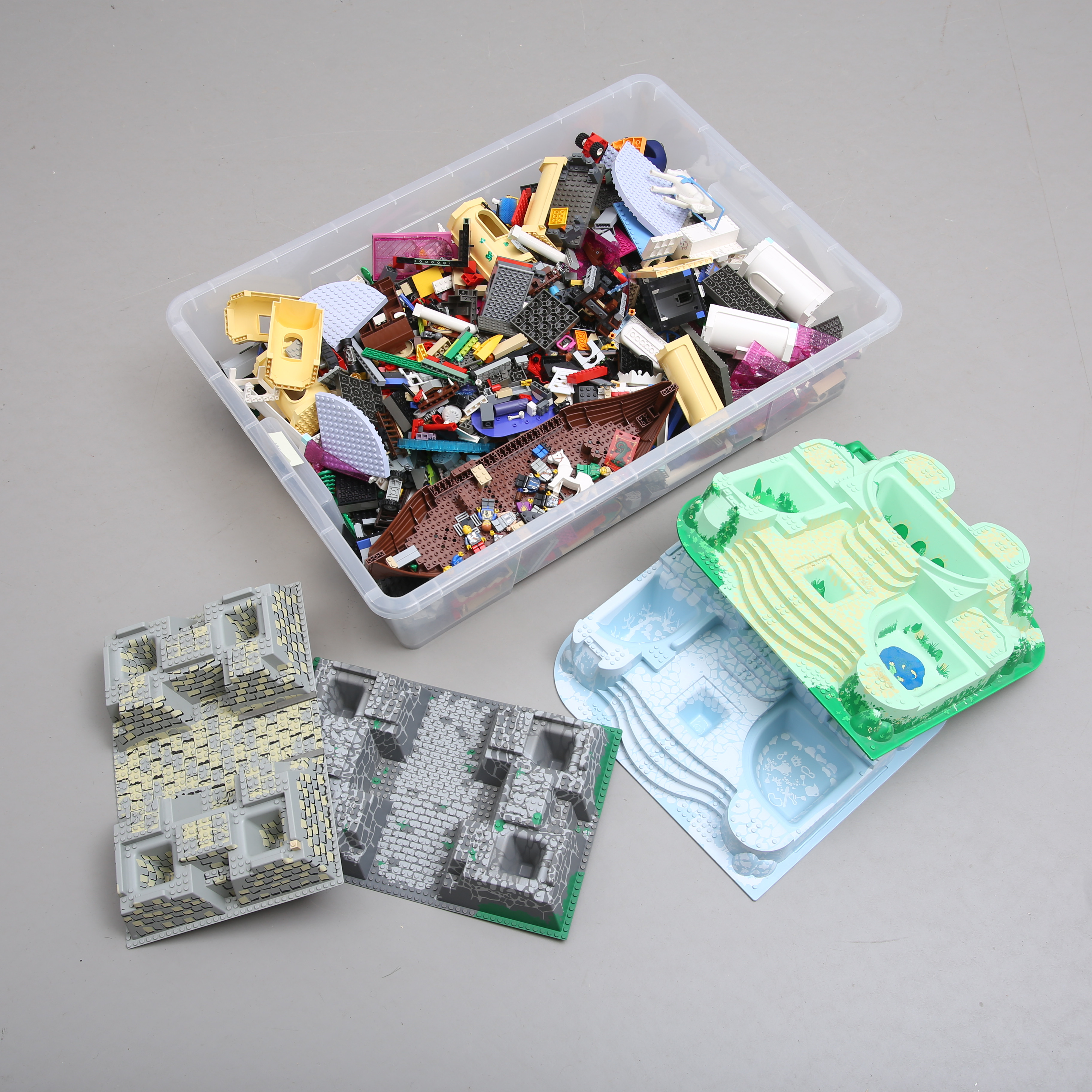 LEGO PARTI, ca 9kg.