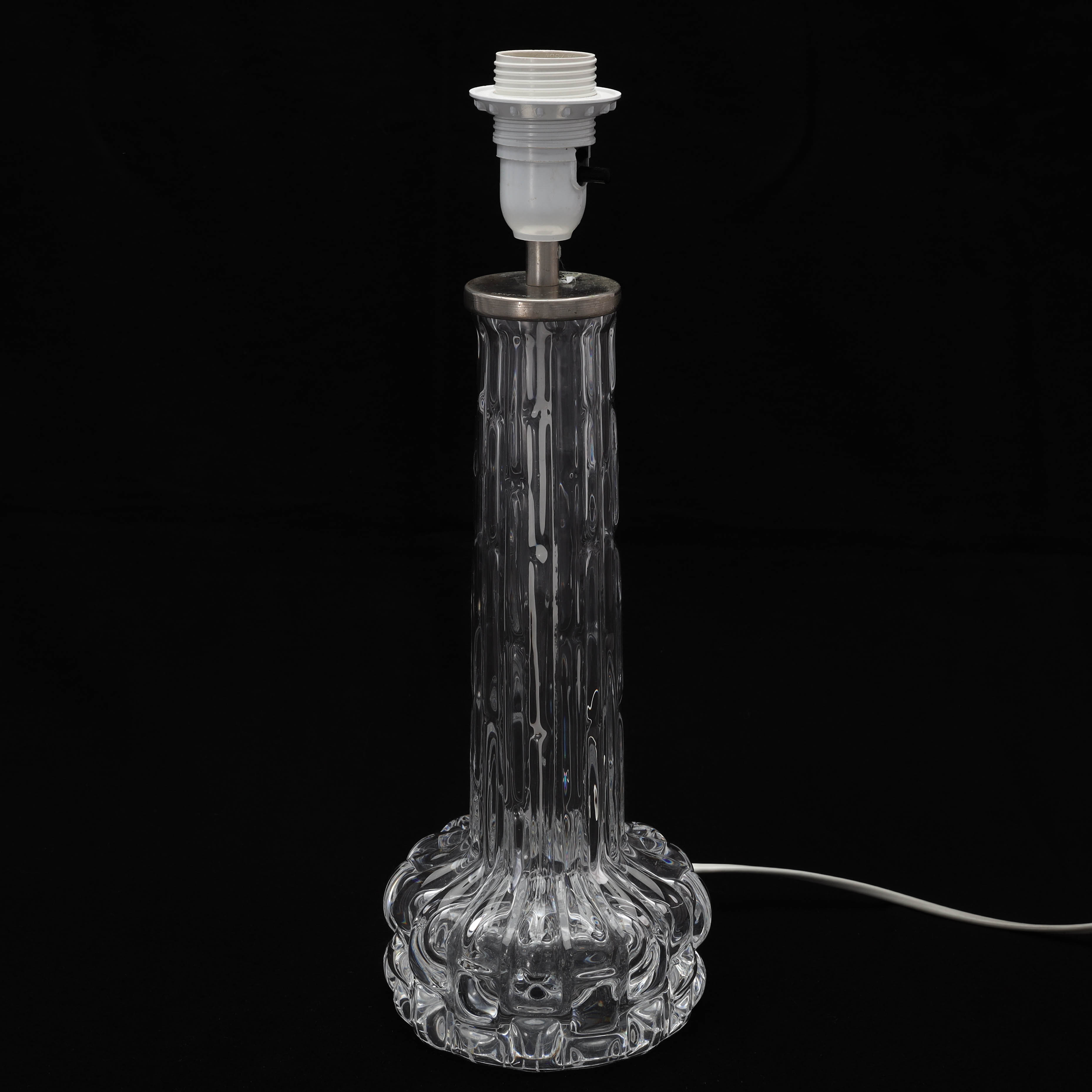 CARL FAGERLUND. Bordslampa, glas, Orrefors.