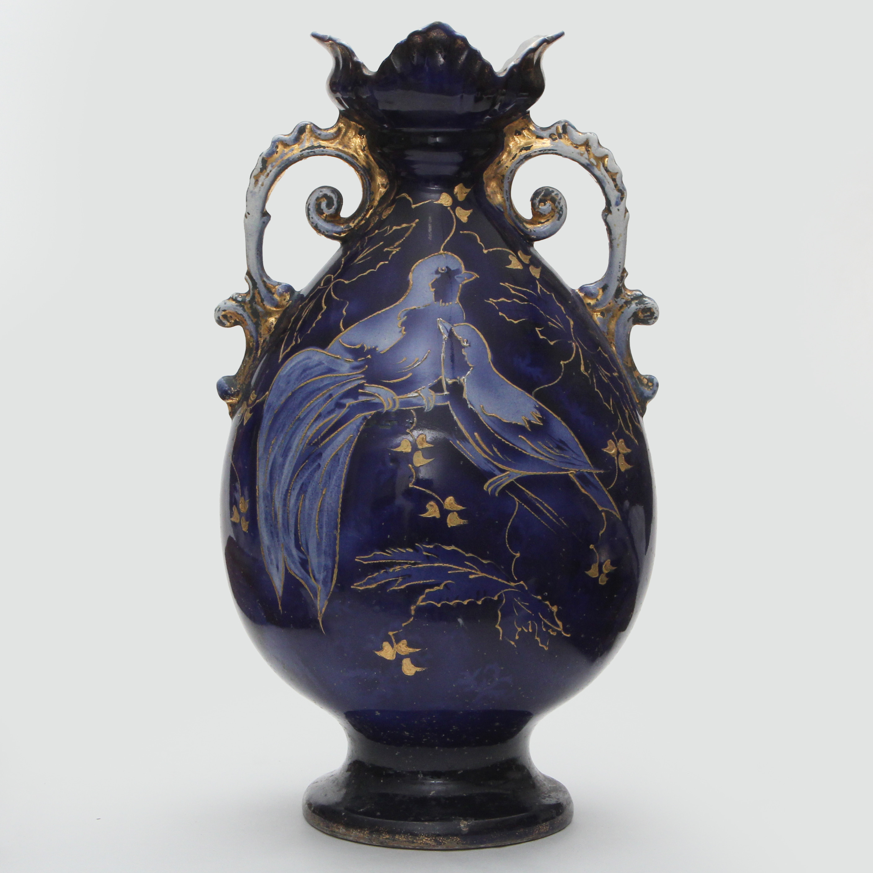 VAS, flintgods, fågelmotiv, sannolikt sekelskiftet 1900.