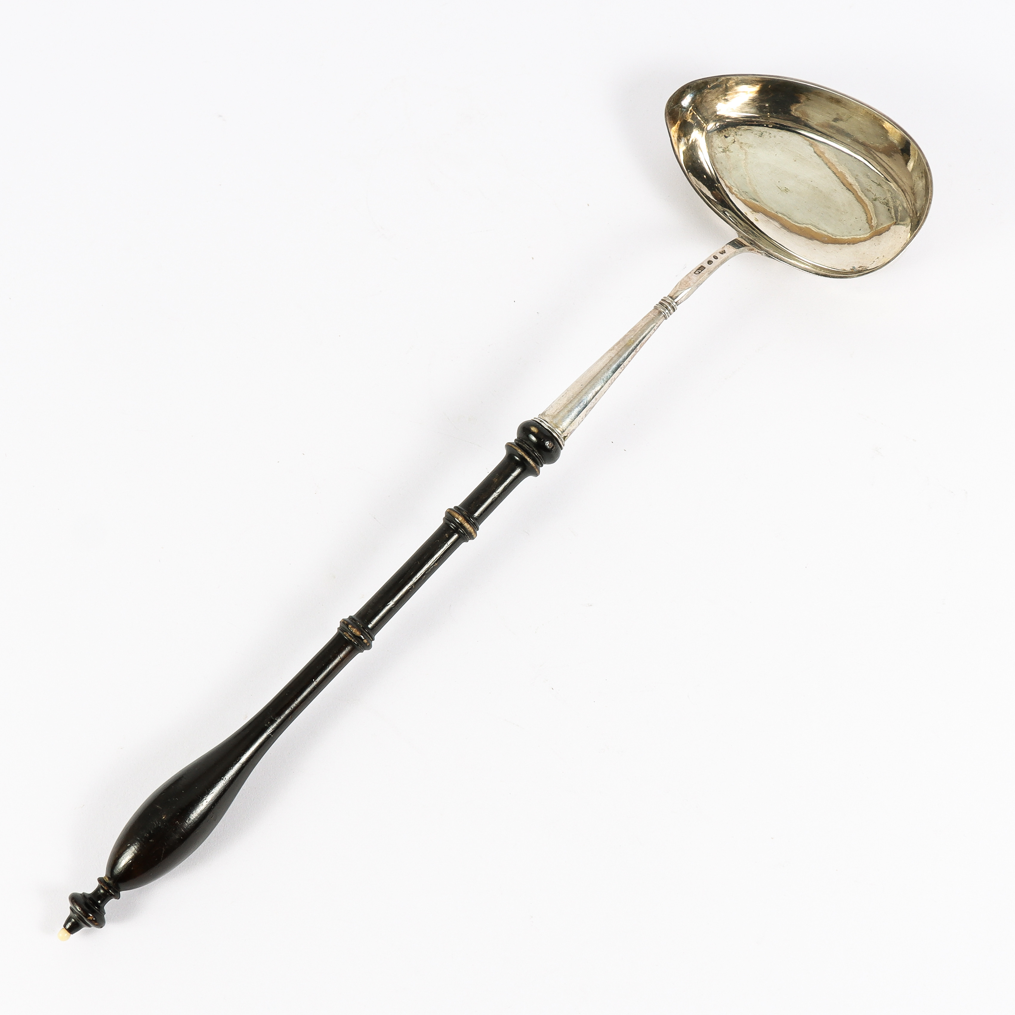 SOPPSLEV silver med träskaft, 1800-tal.