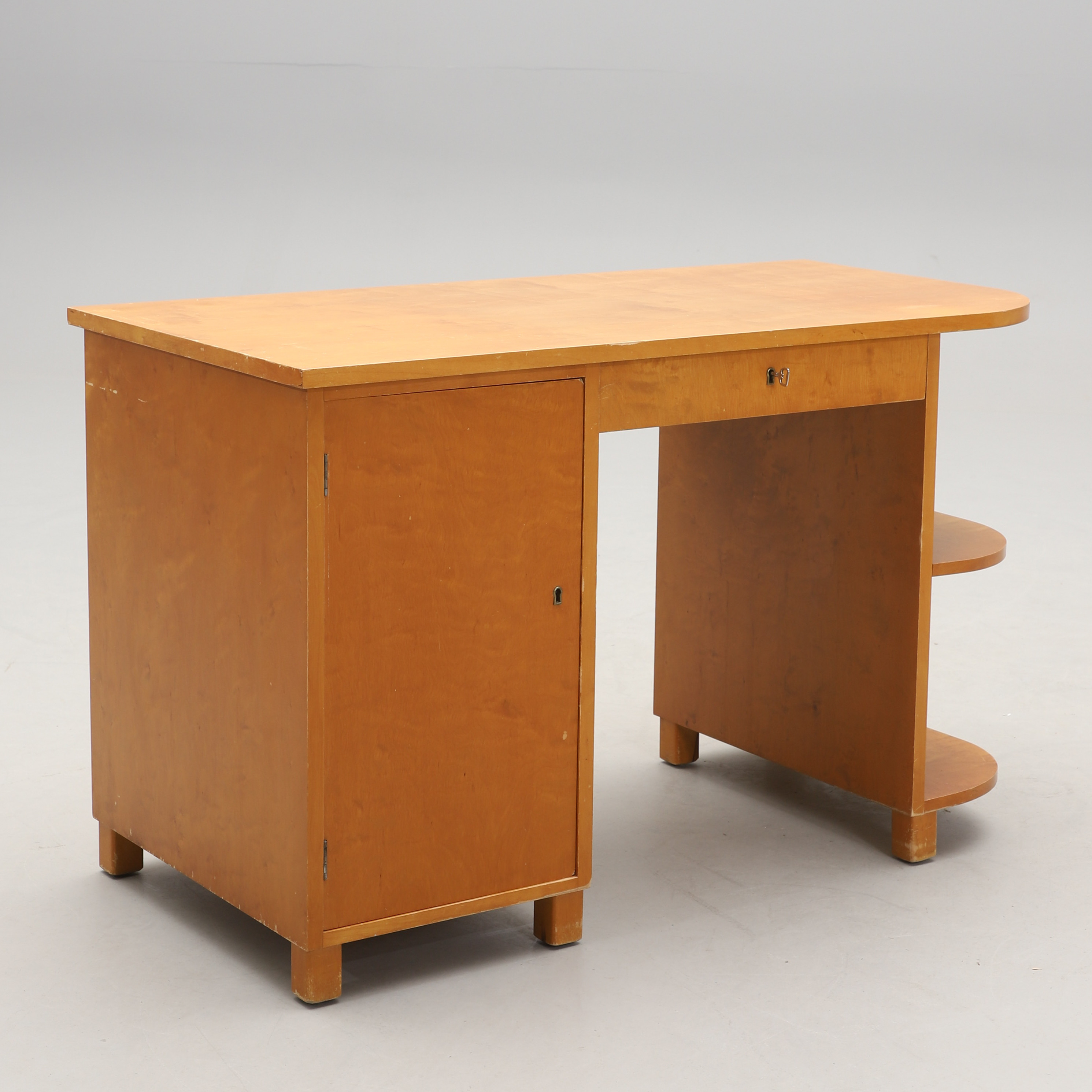 SKRIVBORD, funkis, 1930/40-tal.