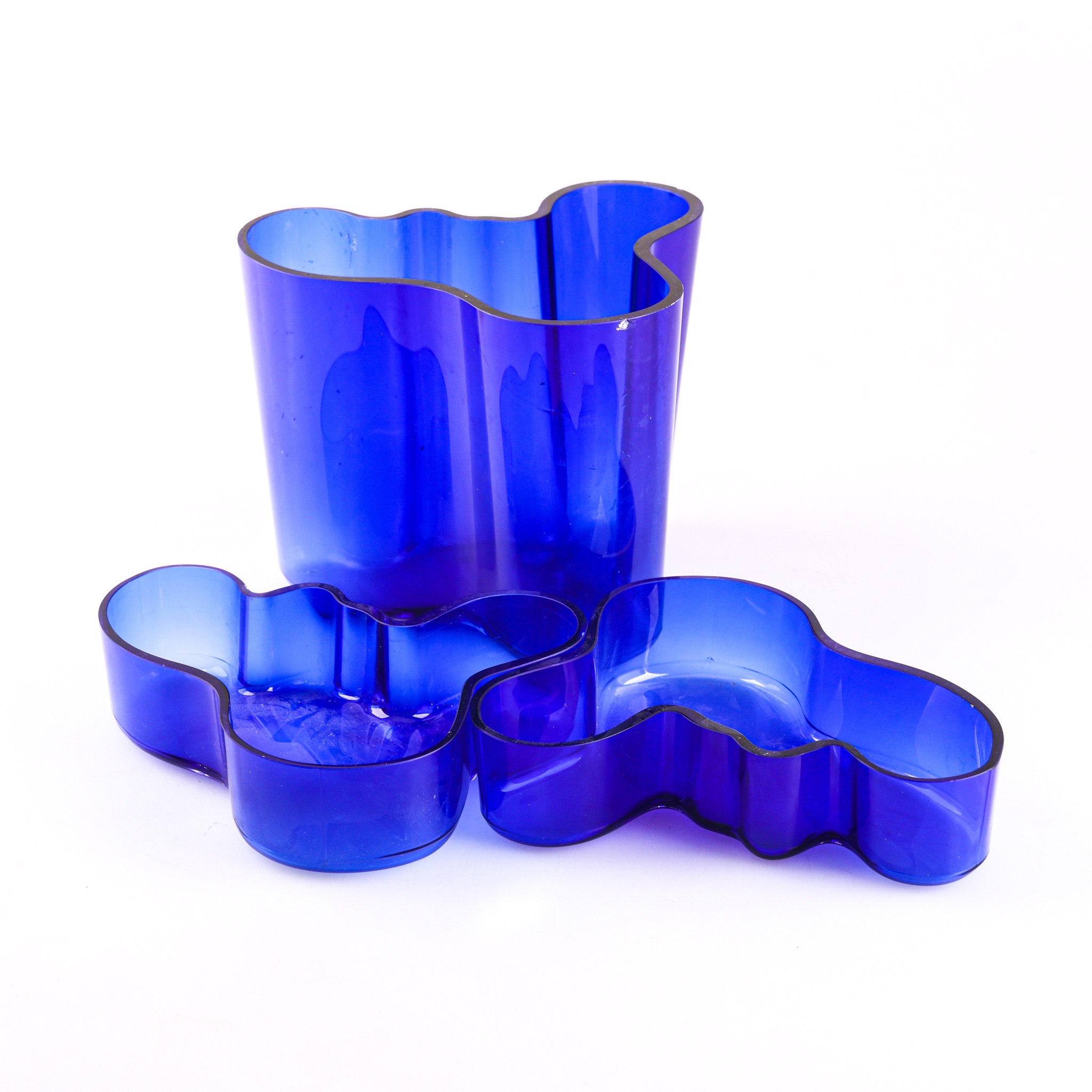 ALVAR AALTO. Vaser /skålar, 3 delar, "Savoy", Iittala, Finland.