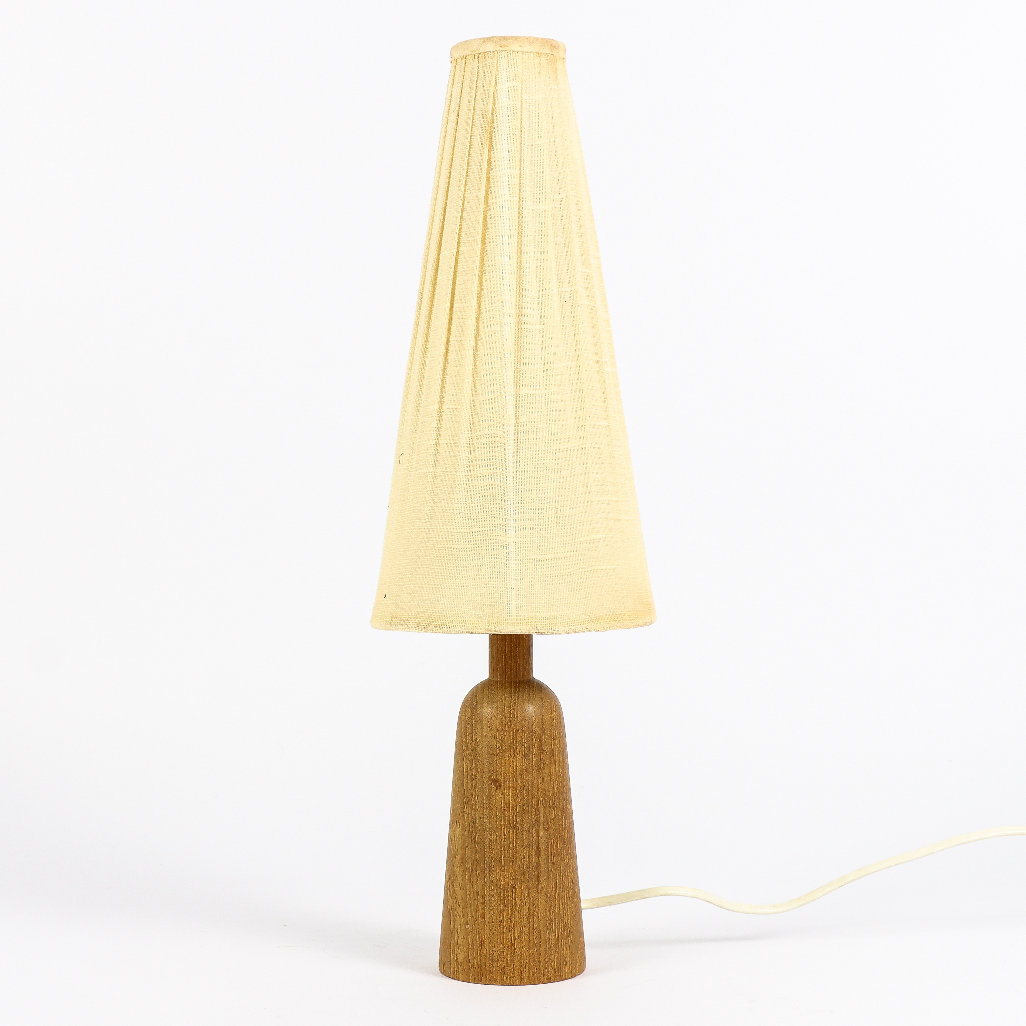BORDSLAMPA teak, 1900-tal.