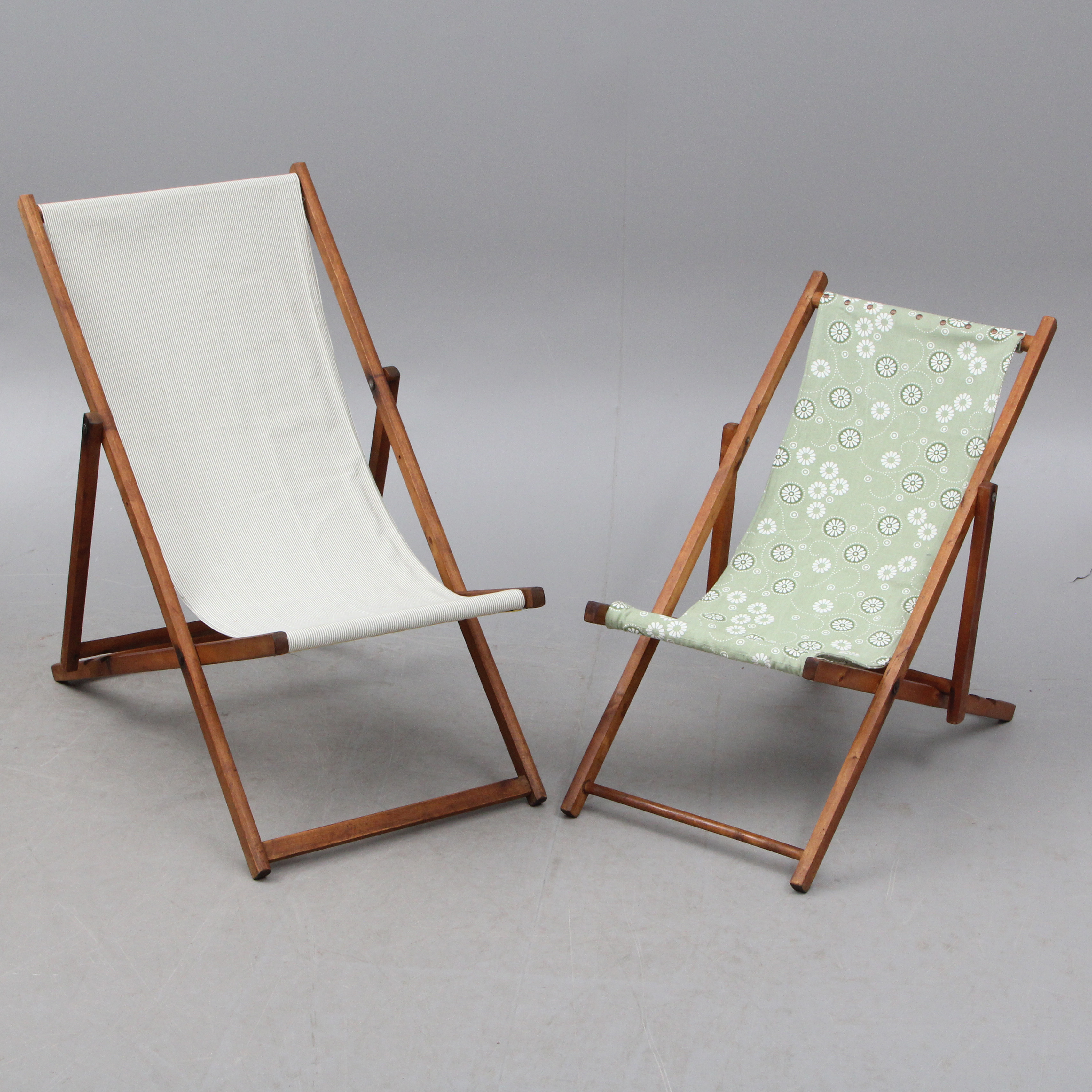 SOLSTOLAR 2 st, textil/trä.