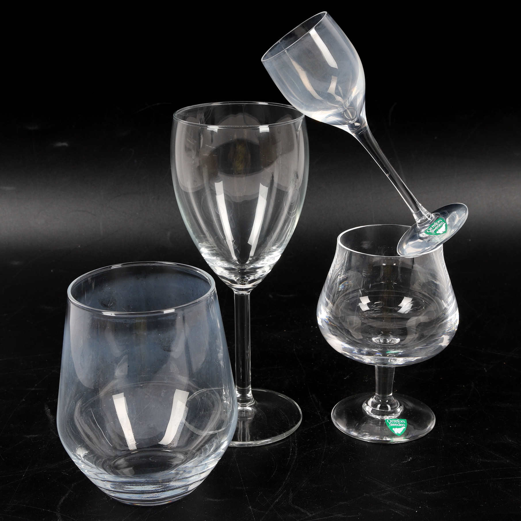 NILS LANDBERG. Glasservis, 14 delar, "Illusion", glas, Orrefors.