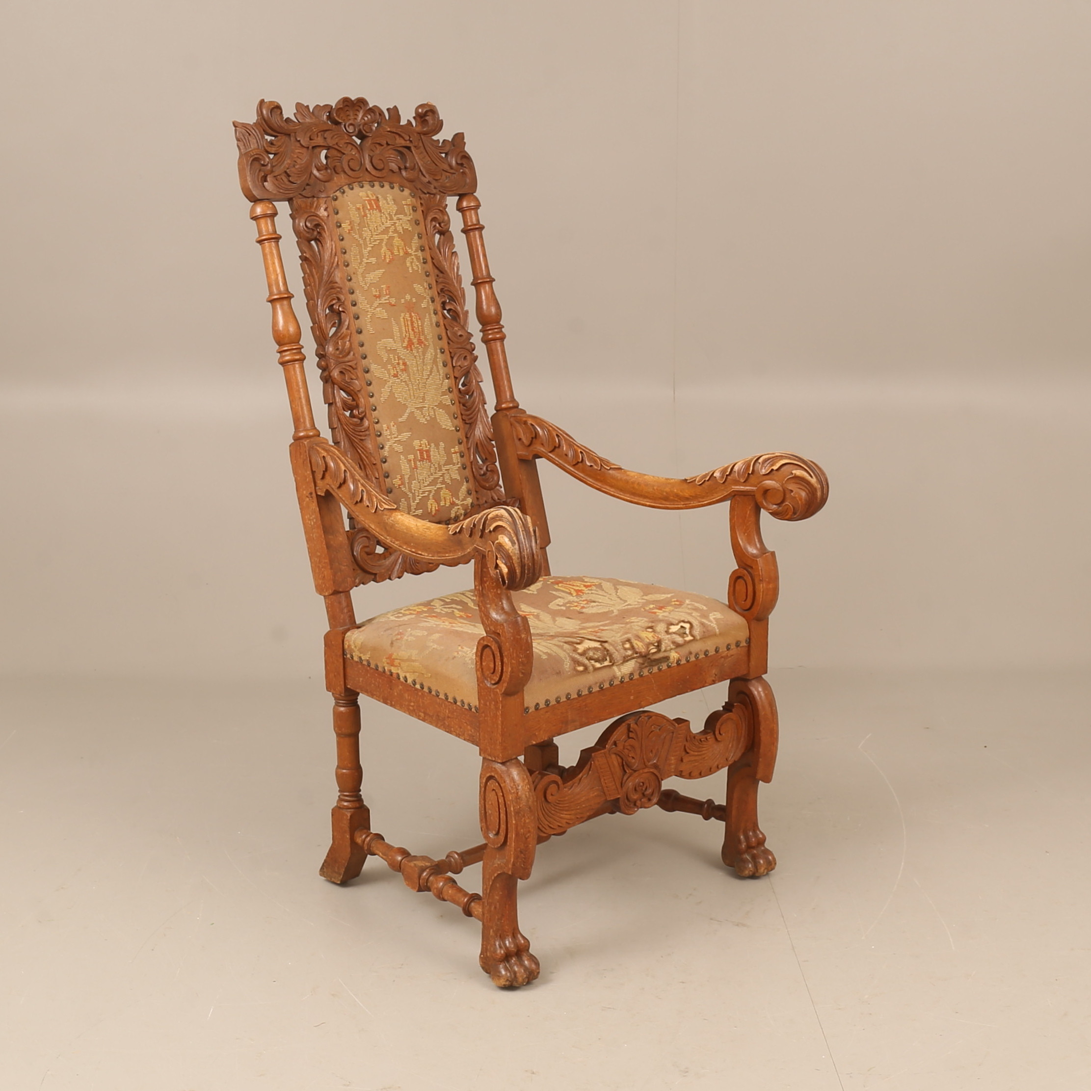 KARMSTOL, barockstil, skuren dekor, 1900-talets första del.