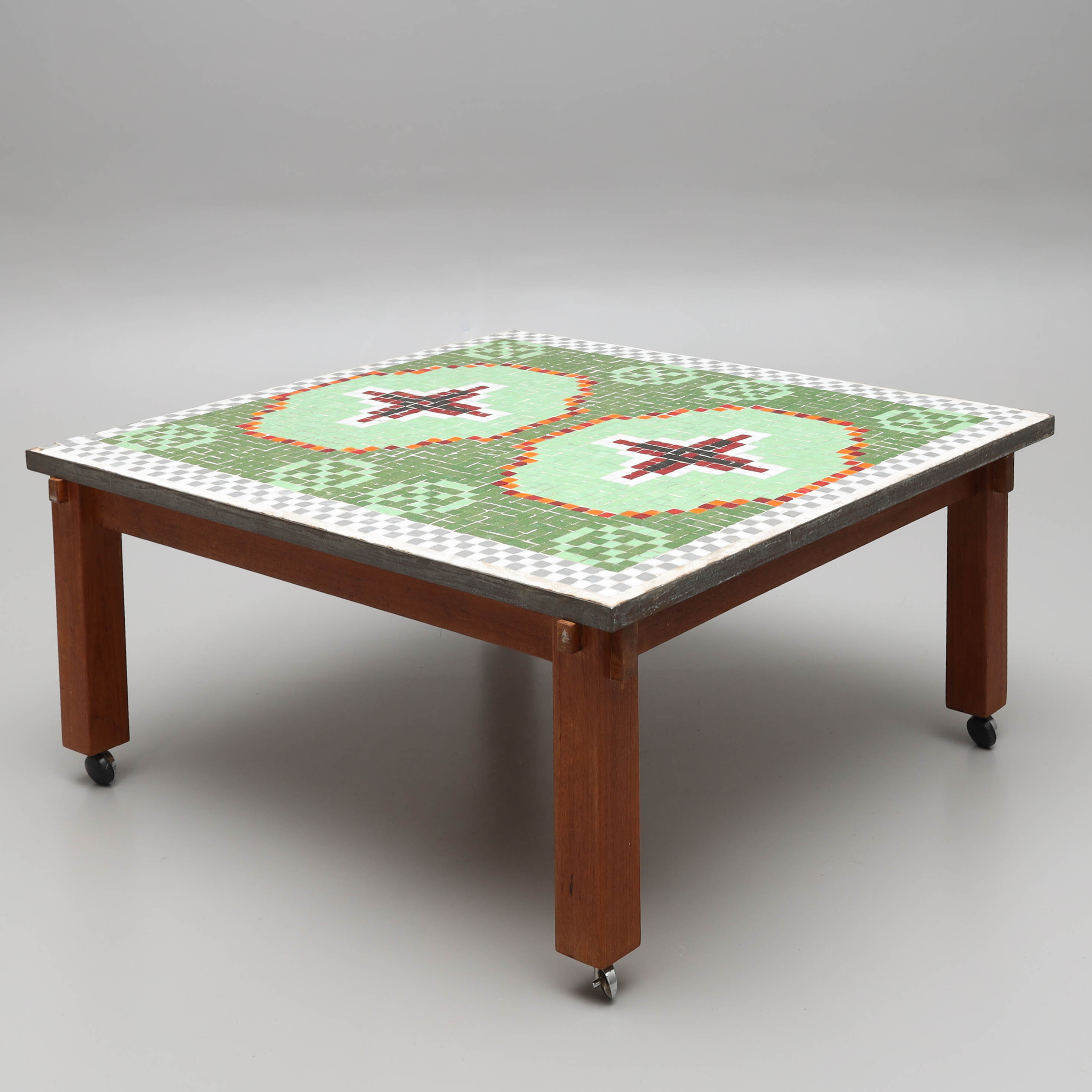 SOFFBORD, mosaik, 1900-tal.