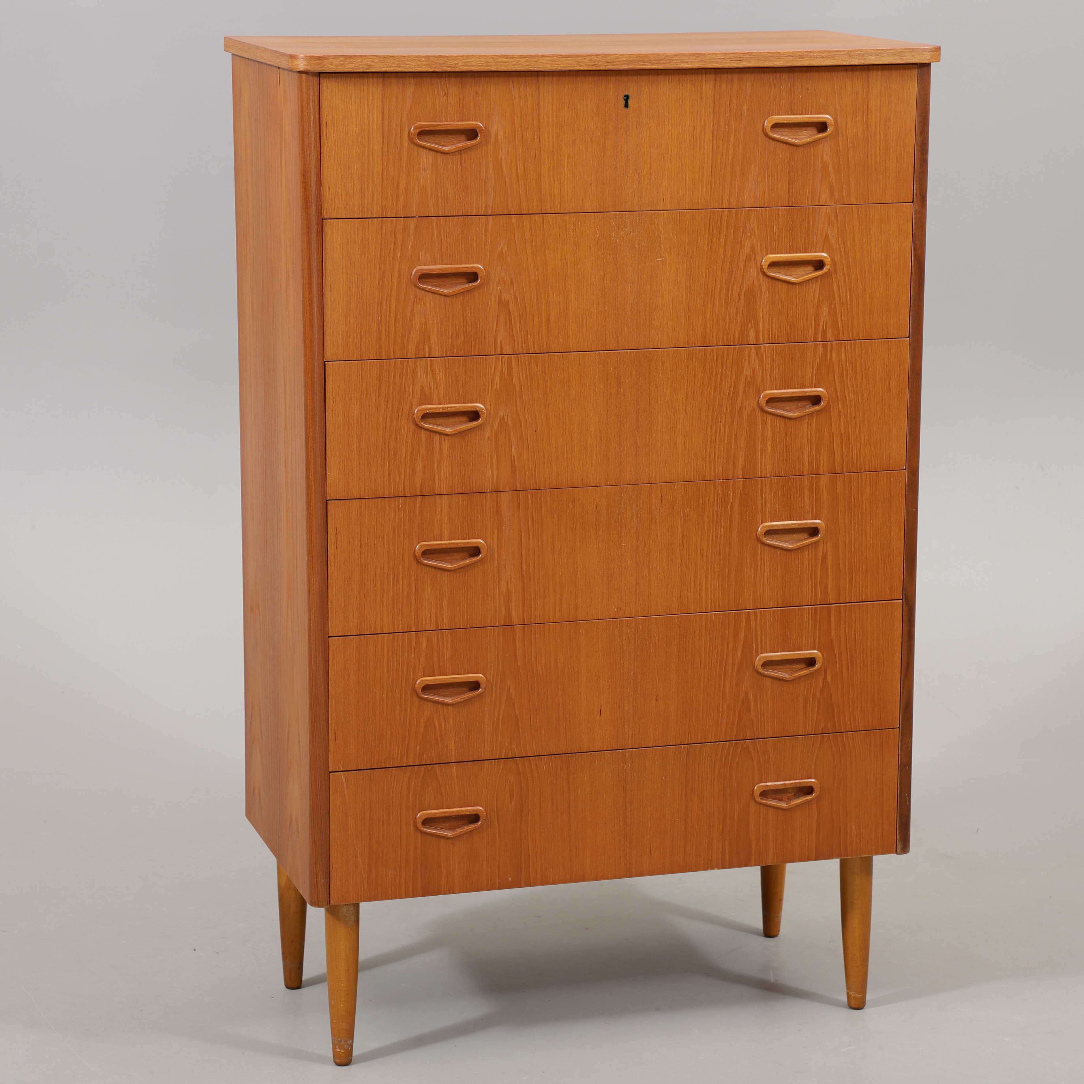 BYRÅ, teak, 1950/60-tal.