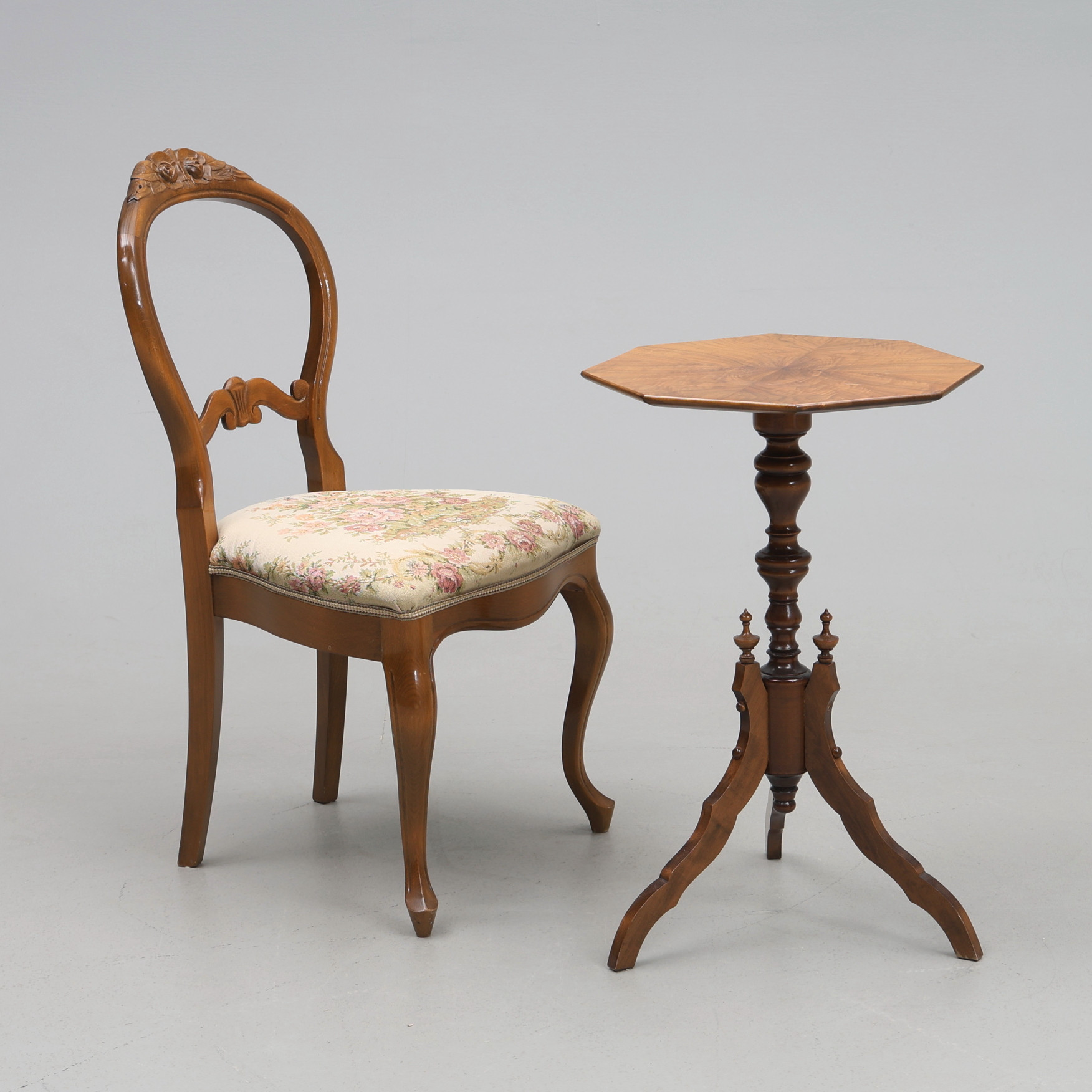 STOL OCH PELARBORD. 1900-tal.