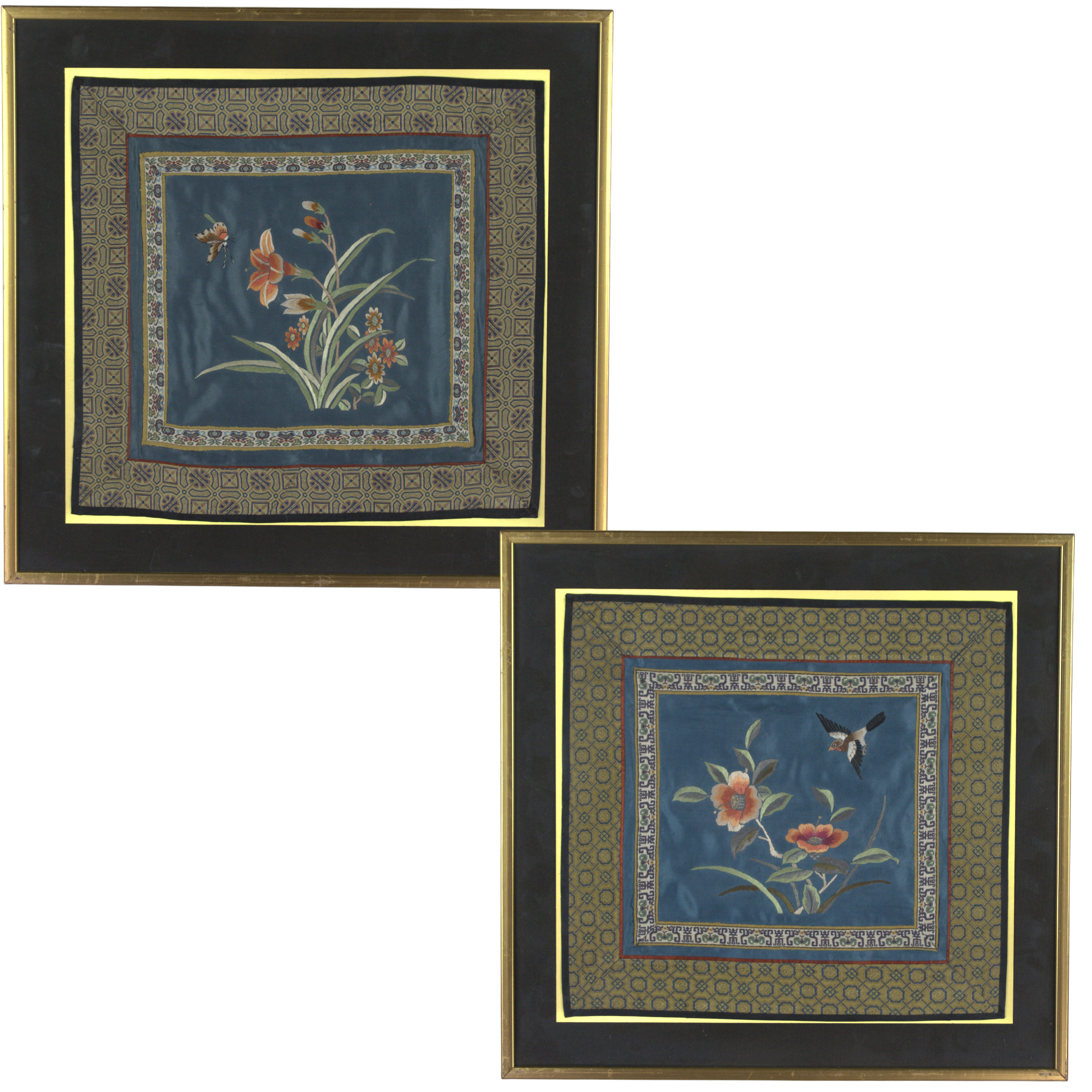 SIDENBRODERIER, 2 st. motiv med blommor, fåglar och insekter, Östasiatiska Museet, Kina.