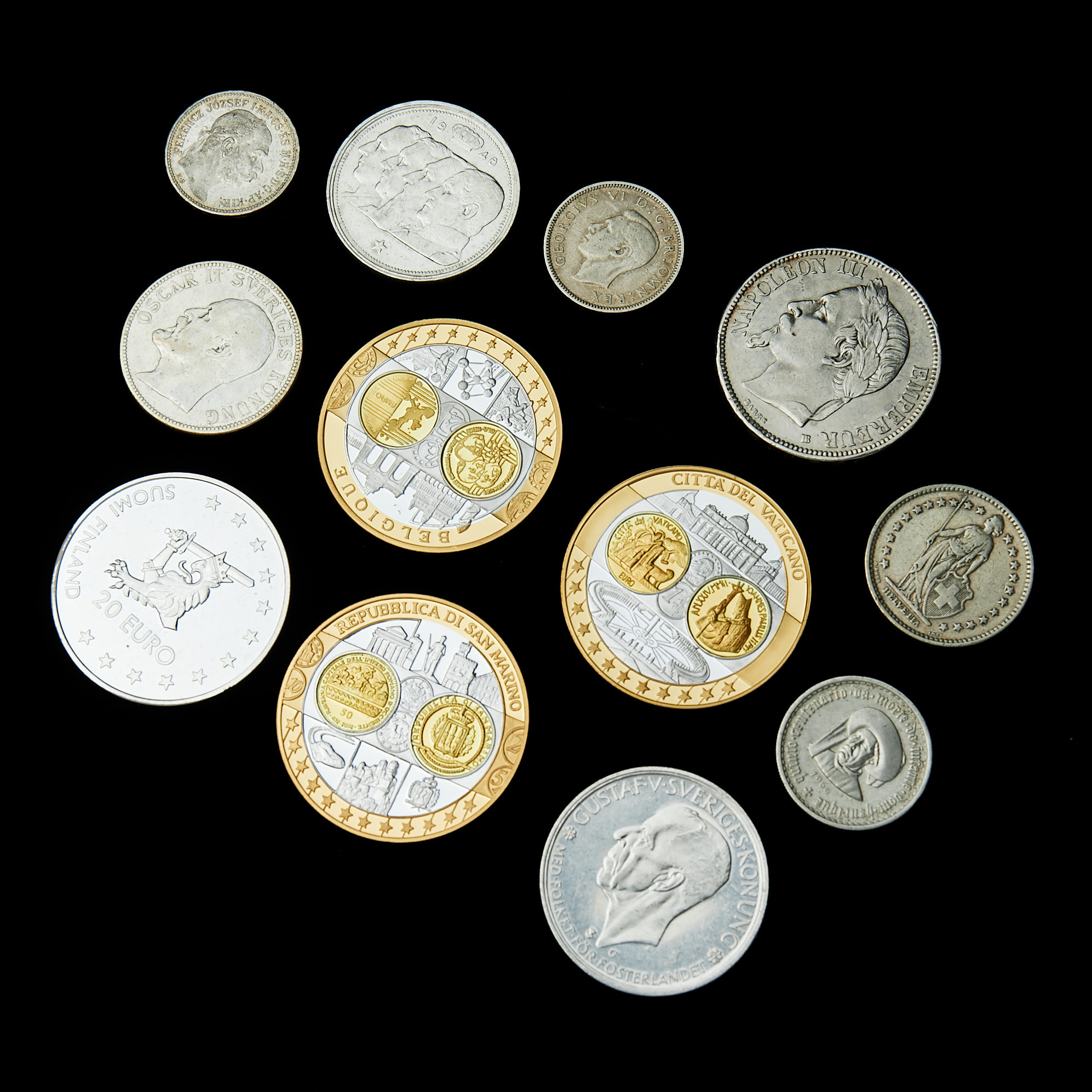 SILVERMYNT 12 st, bl a Oscar II 2 kr 1907, Schweiz 2 franc 1920, Napoleon III 5 fr, med schatull.
