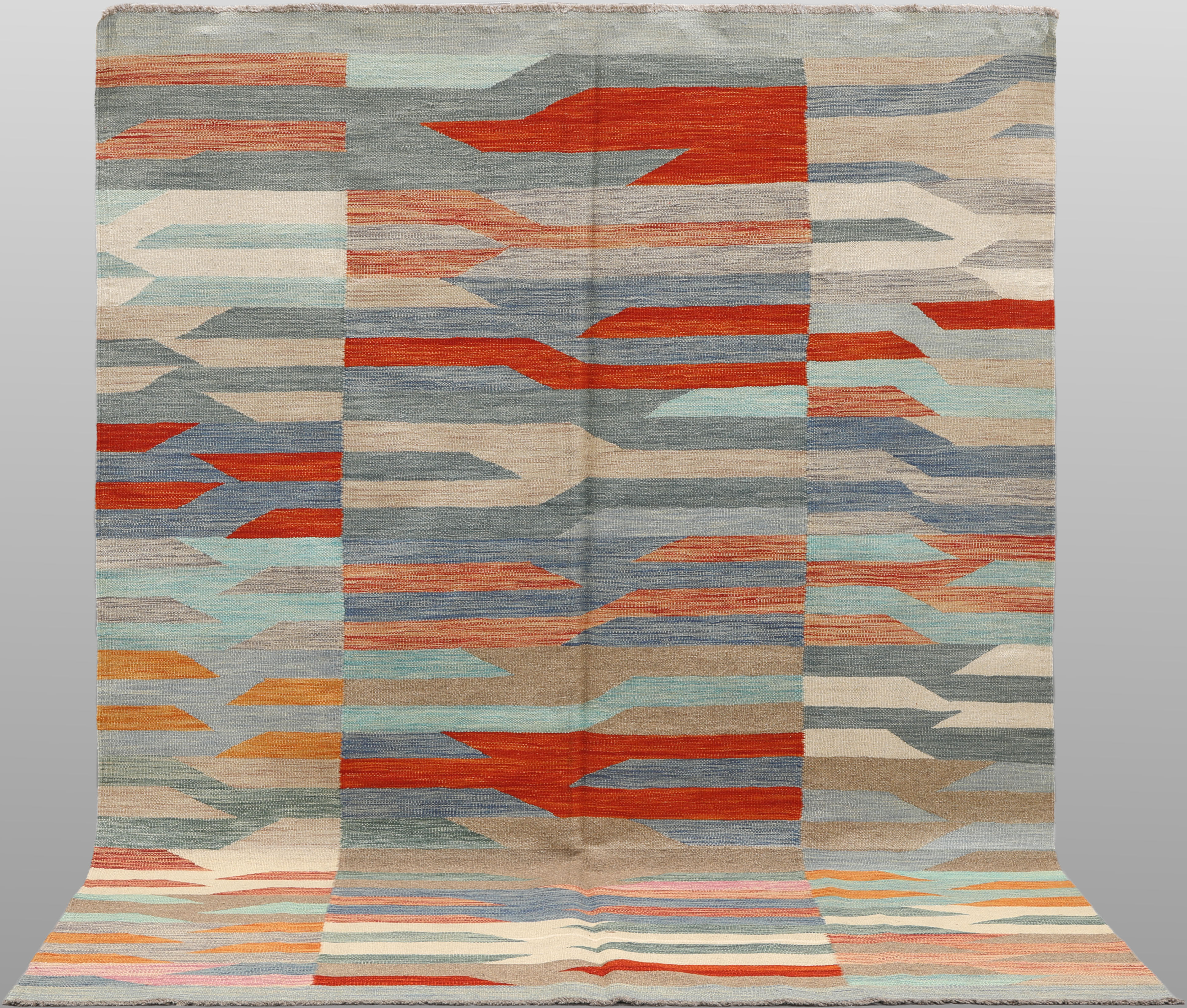 ORIENTMATTA. Kelim modern design, 250 x 173 cm.