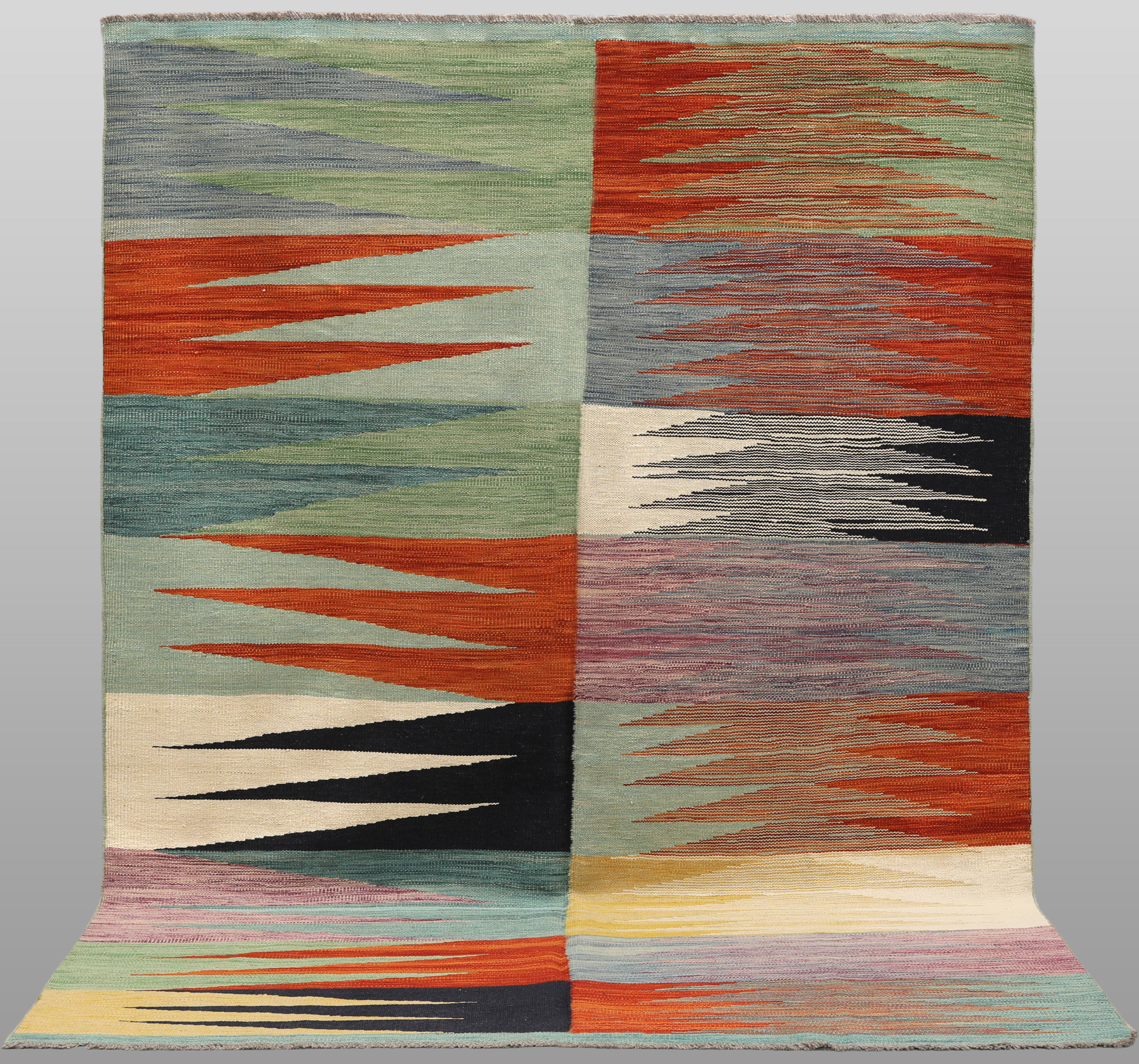 ORIENTMATTA. Kelim modern design, 248 x 166 cm.