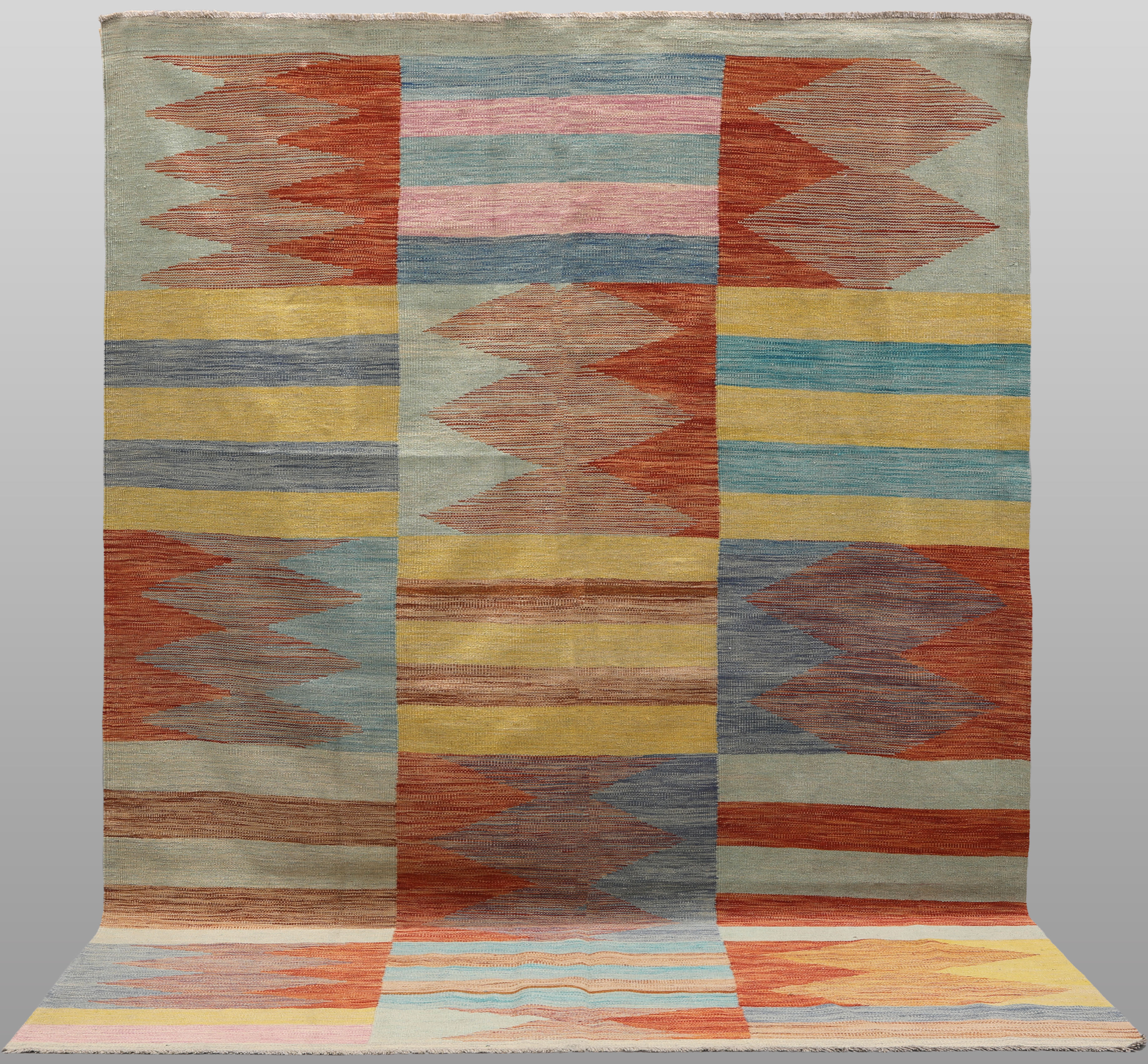ORIENTMATTA. Kelim modern design, 297 x 199 cm.