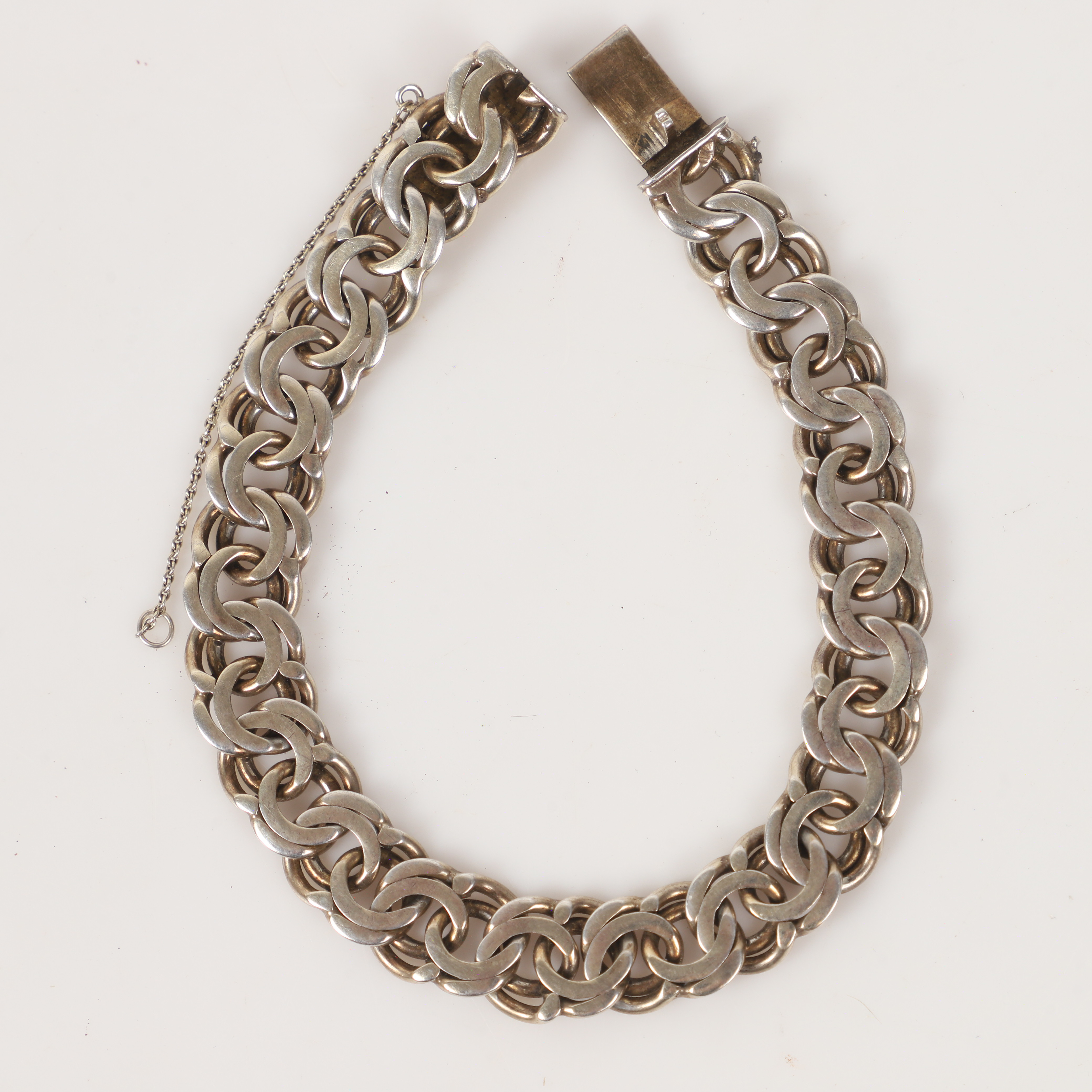 ARMBAND, Bismarcklänk, silver, Victor Janson Guldvaru AB, Lindesberg, 1947.
