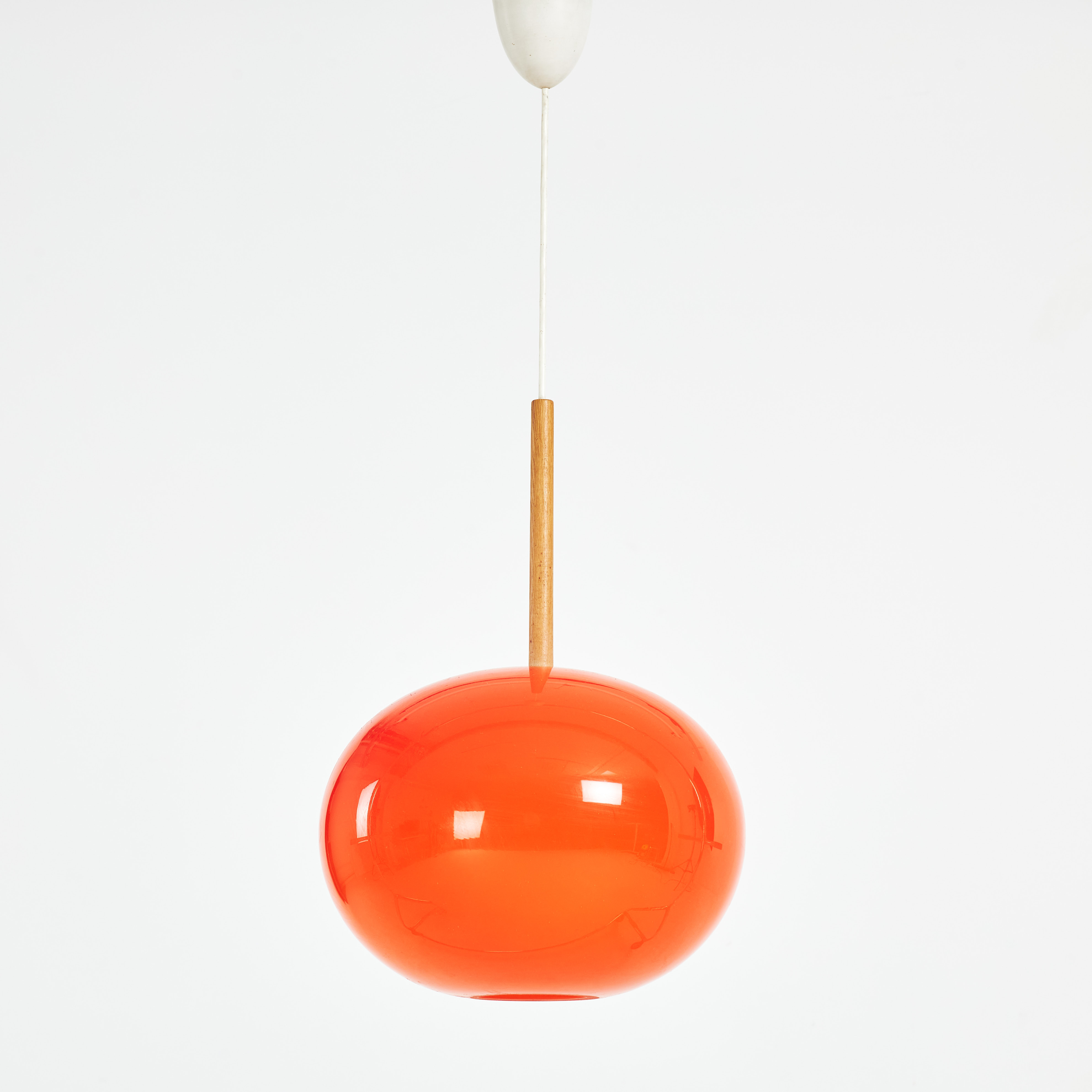 UNO & ÖSTEN KRISTIANSSON. Taklampa, Luxus, Vittsjö, 1960-tal, etikettmärkt.