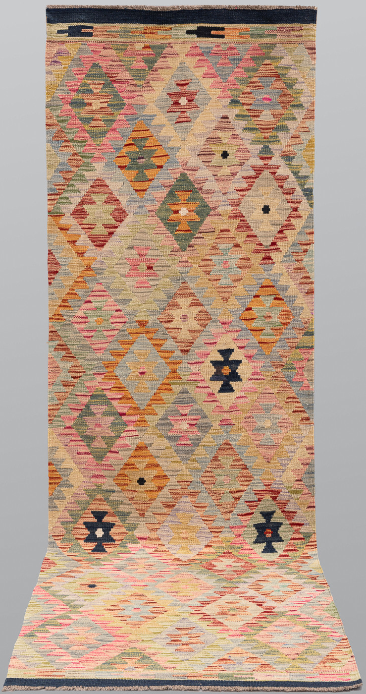 ORIENTMATTA. Kelim klassisk design, gallerimodell, 252 x 82 cm.