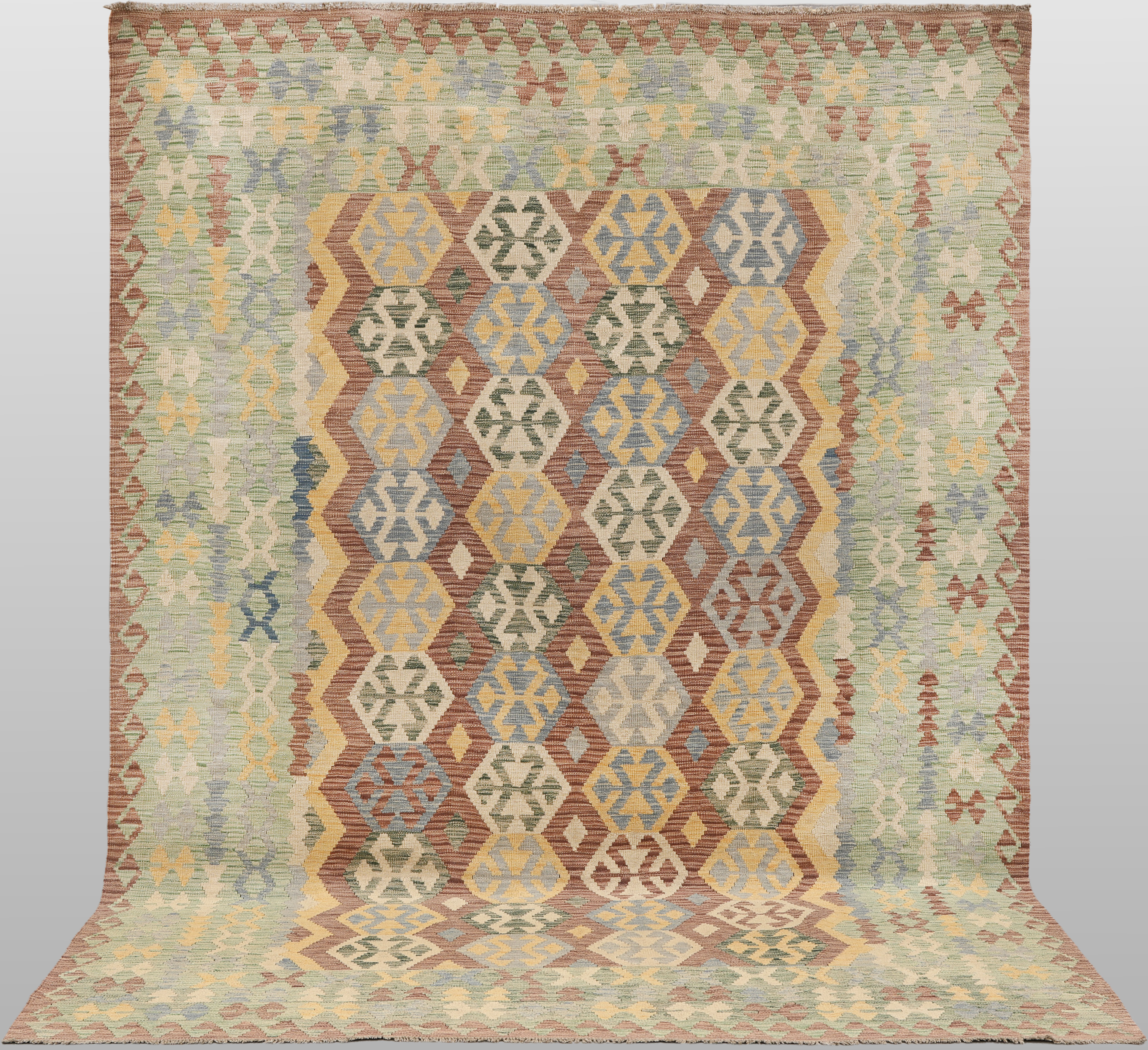 ORIENTMATTA. Kelim klassisk design, 291 x 214 cm.