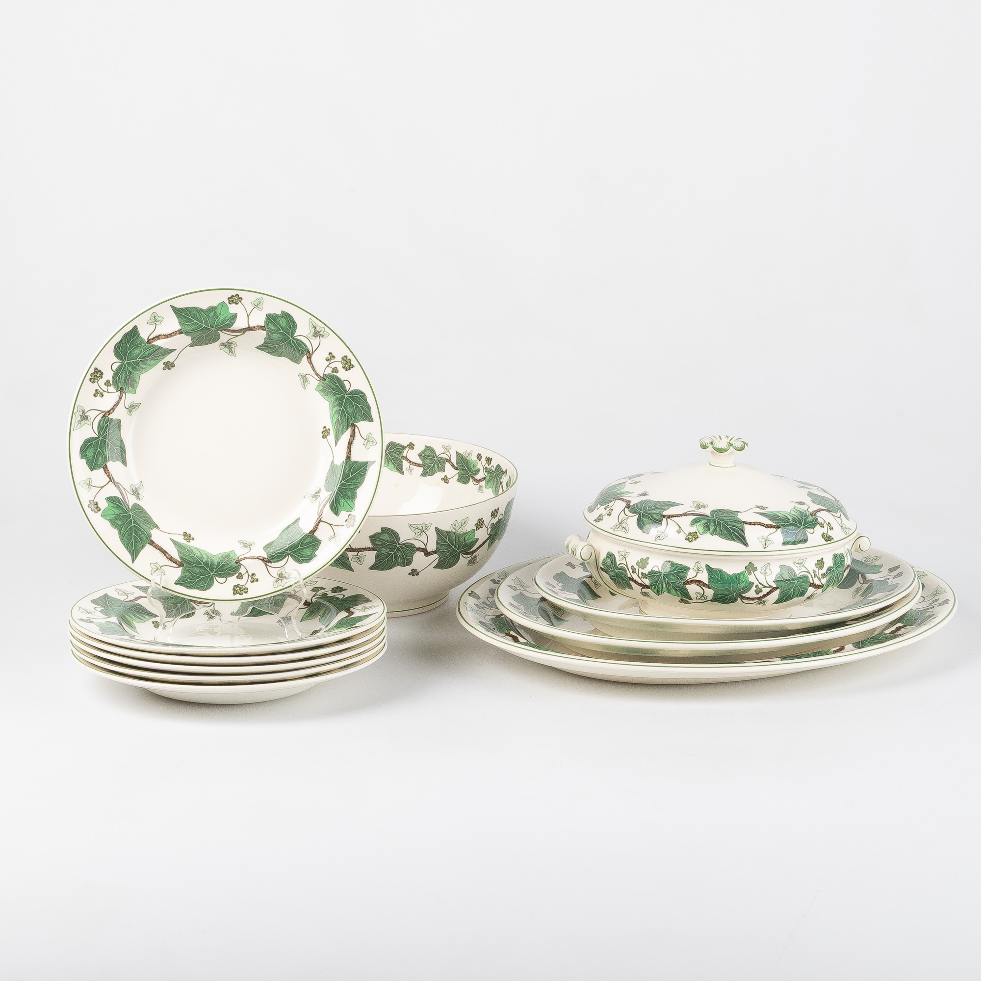 WEDGEWOOD, servisdelar 'Napoleon Ivy', 11 dlr.