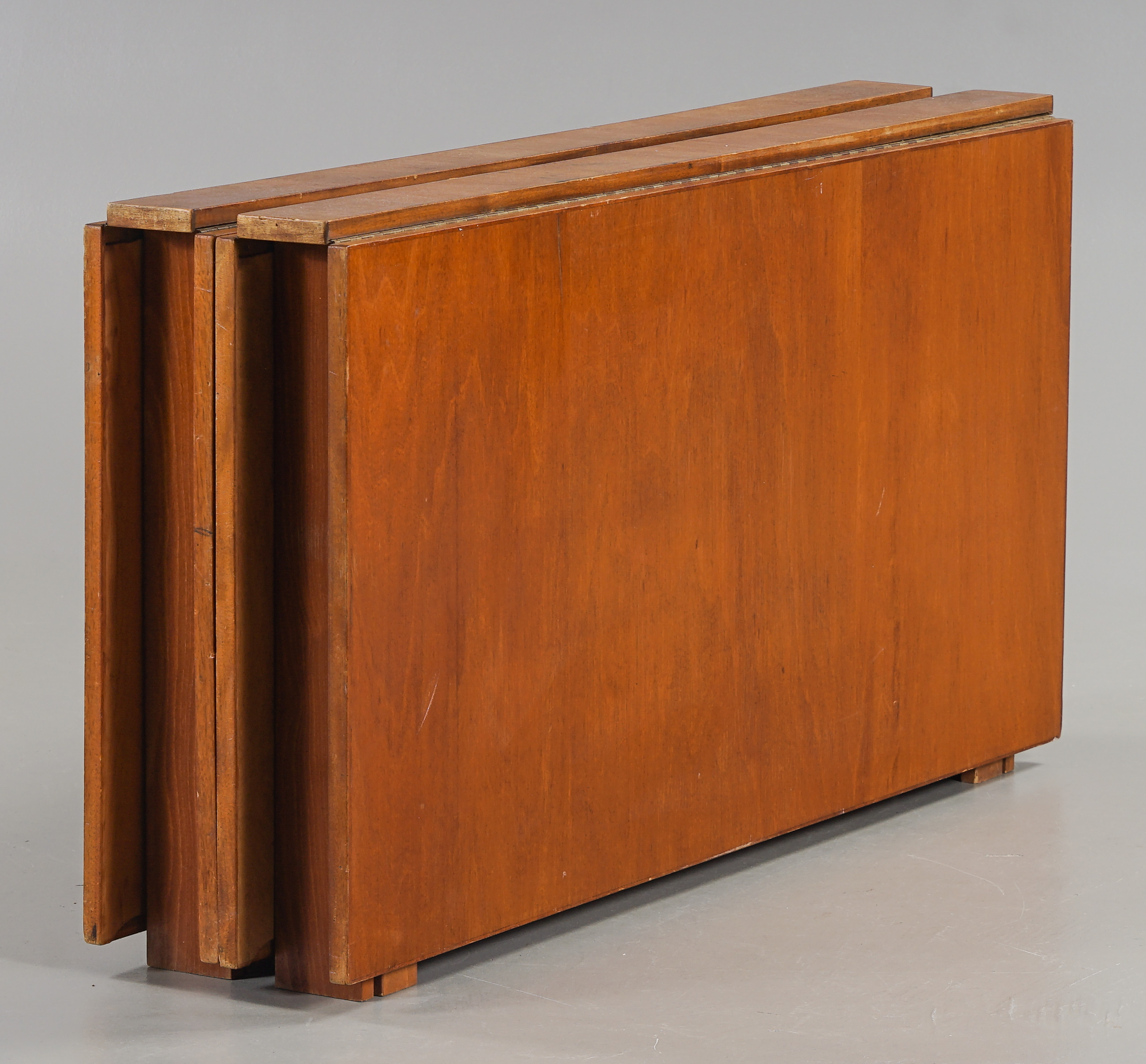 SLAGBORD 1 par, Mahognybetsade, 1900-talets mitt.