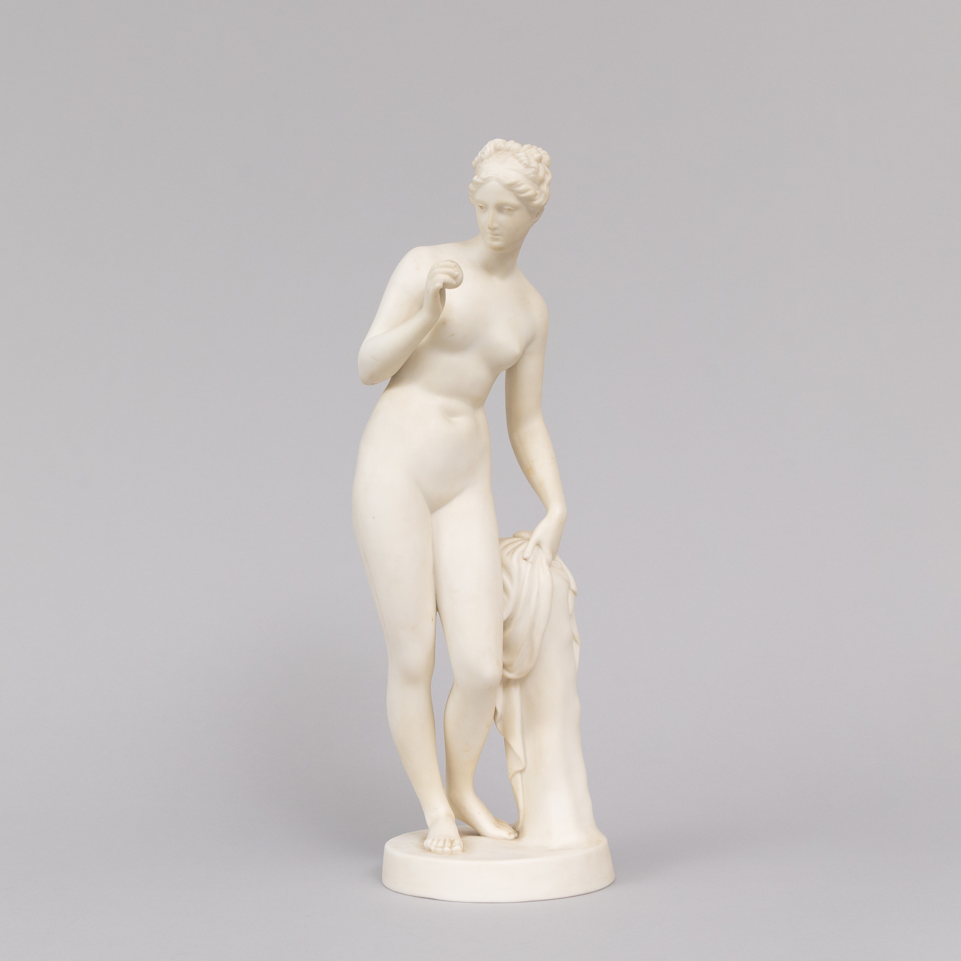 FIGURIN, parian, "Venus med Äpplet", stämpelsignerad, Gustavsberg.