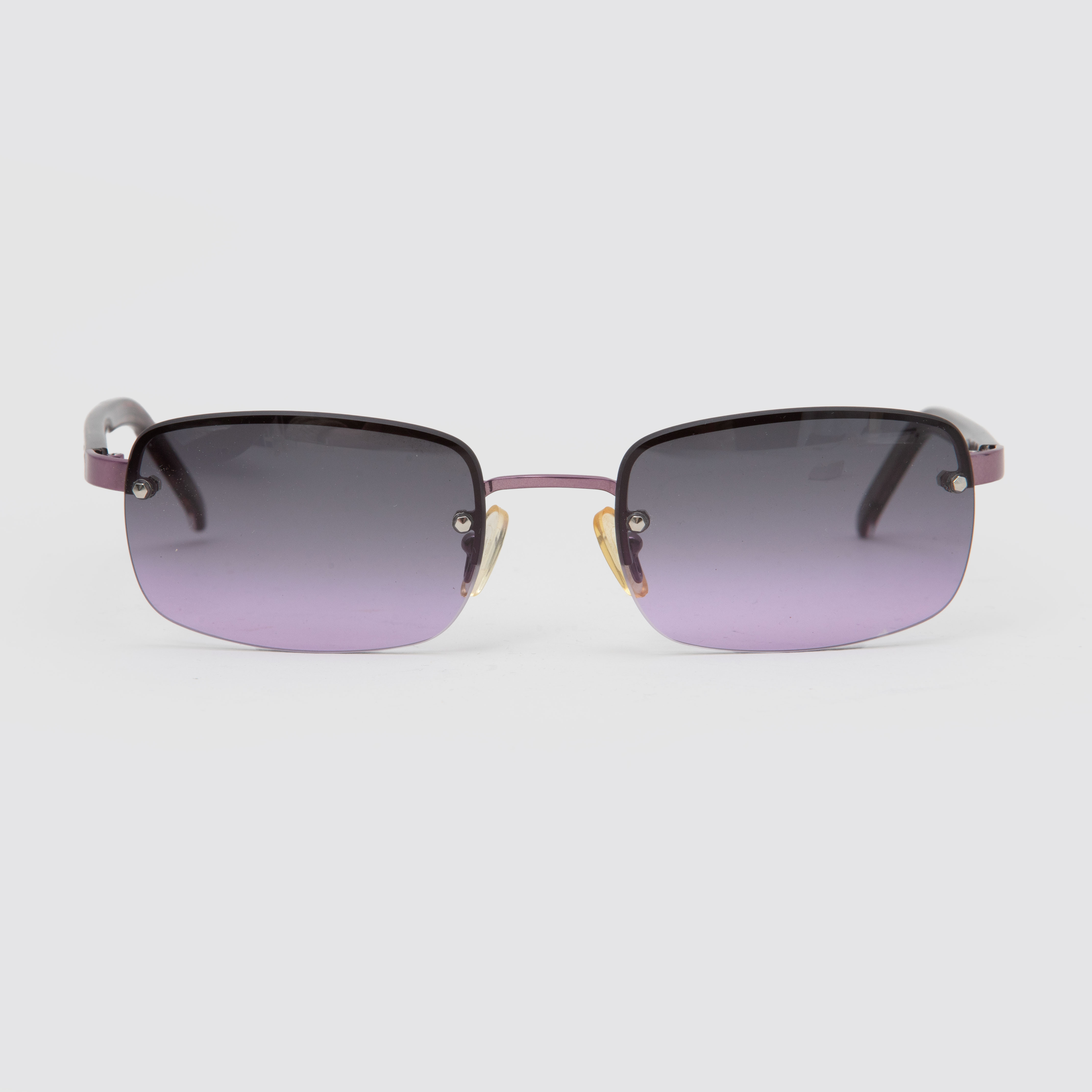 SOLGLASÖGON, Burberry by Safilo.