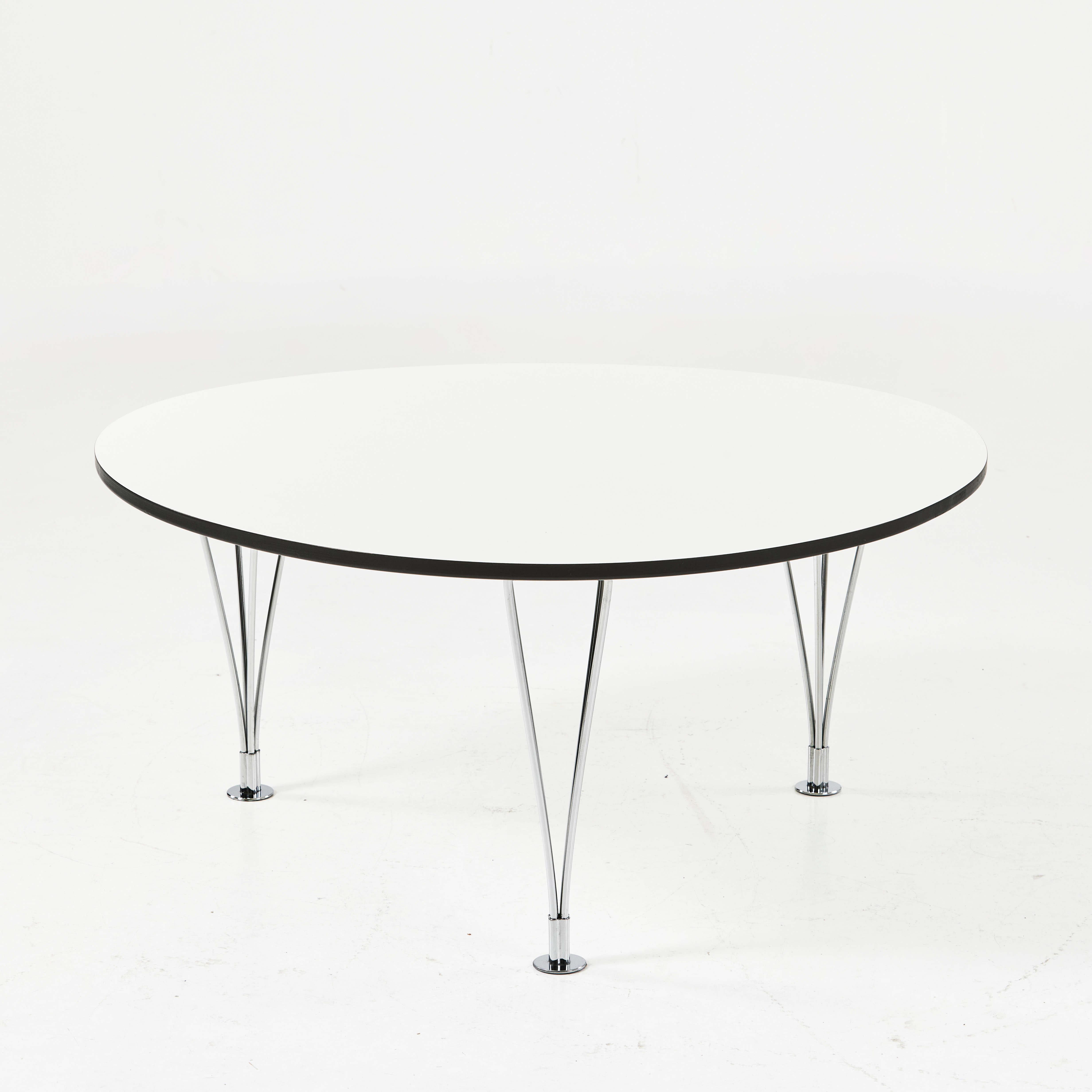 BORD, "Trisuperellips", Bruno Mathsson & Piet Hein, Mathsson International, formgivet 1964.