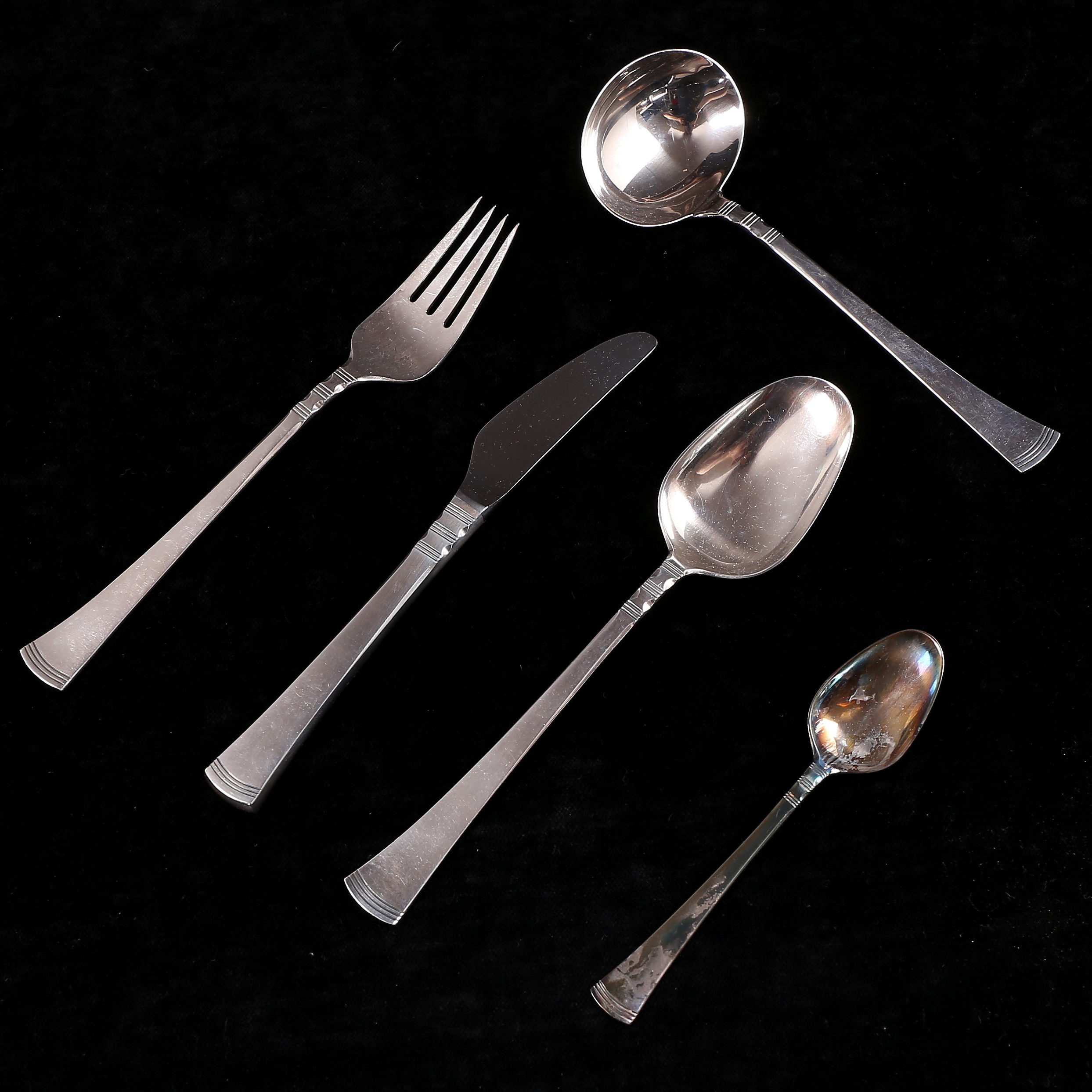 BESTICKUPPSÄTTNING, silver, 49 delar, "Thema", totalvikt 1665 gram.