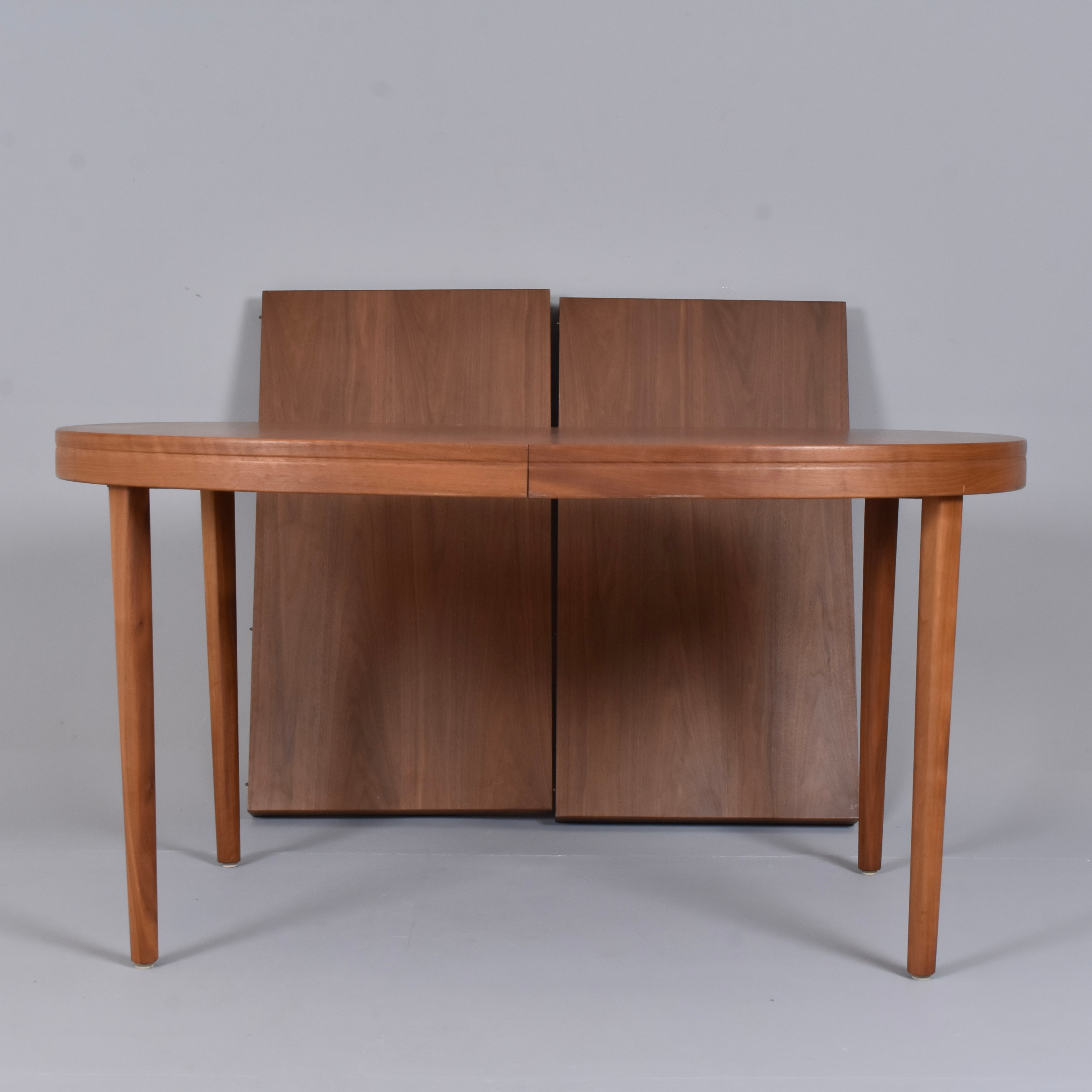 MATBORD MED 2 ILÄGGSSKIVOR, teak, Skaraborgs Möbelindustri, Tibro 1960-tal.