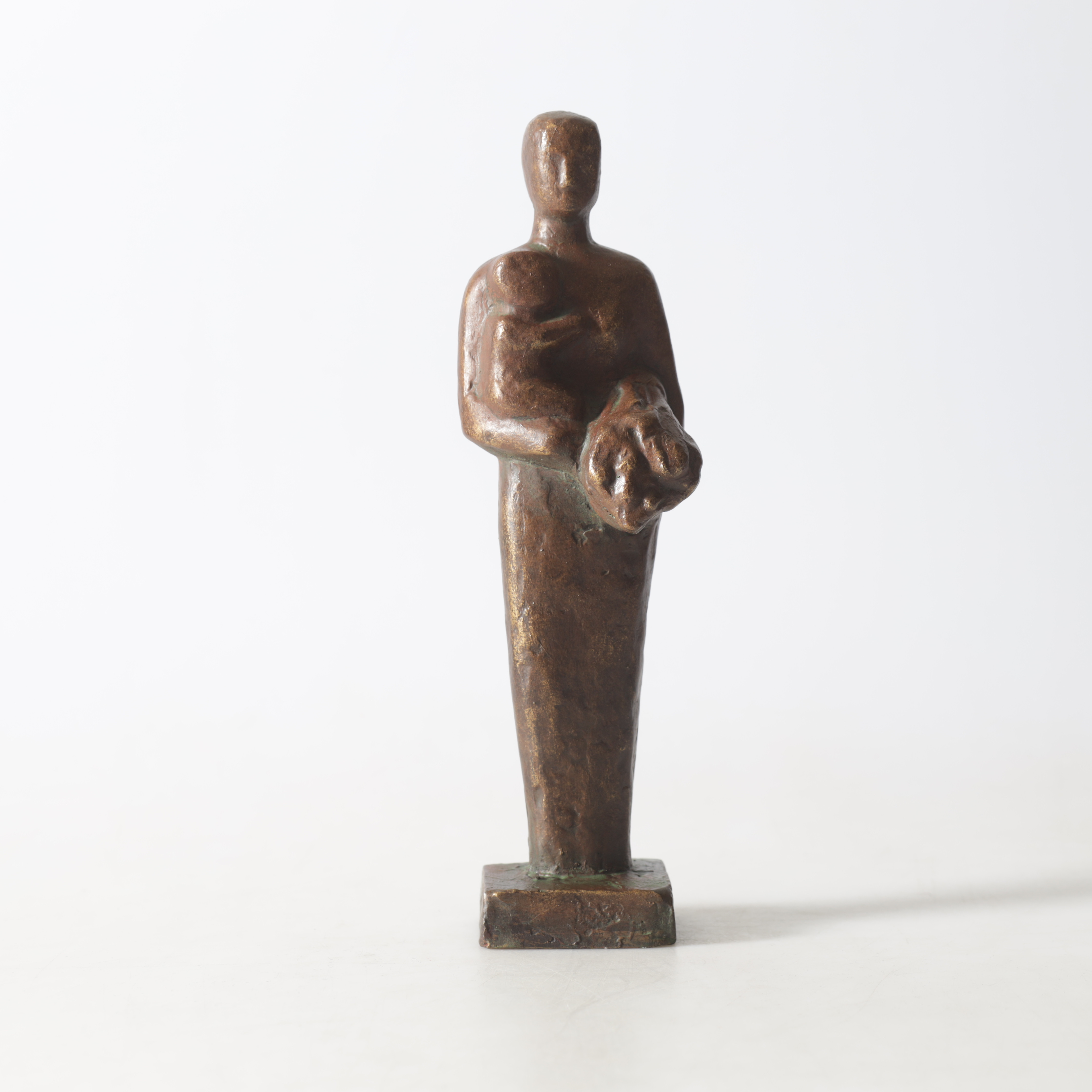 HJALMAR EKBERG. skulptur, patinerad gips, signerad i gods.