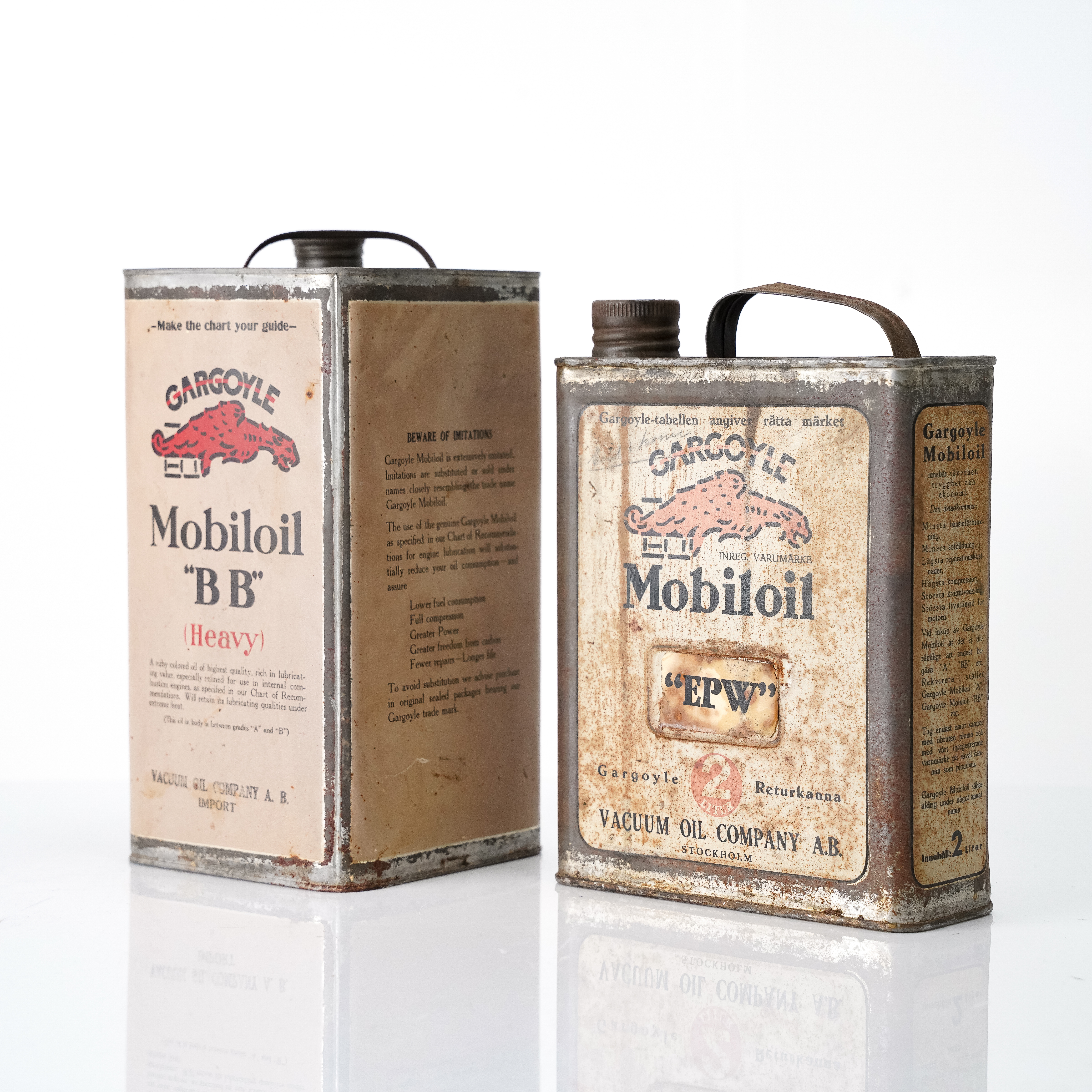 MOBILOIL GARGOYLE, plåtburkar, 2 st, 1920/30-tal.