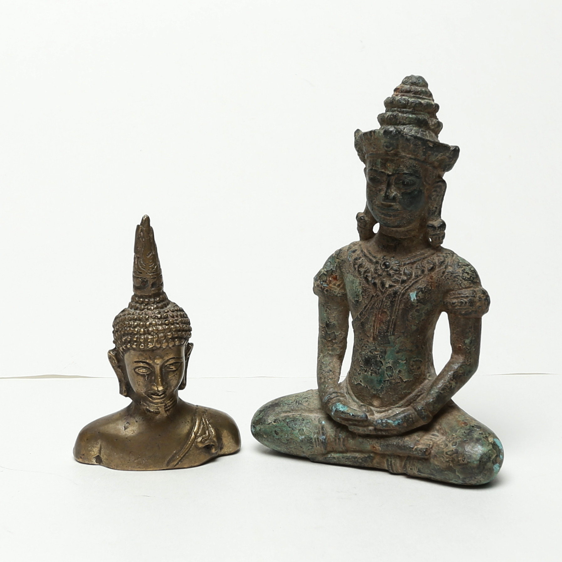 SKULPTURER 2 st, metall, Buddha, moderna.