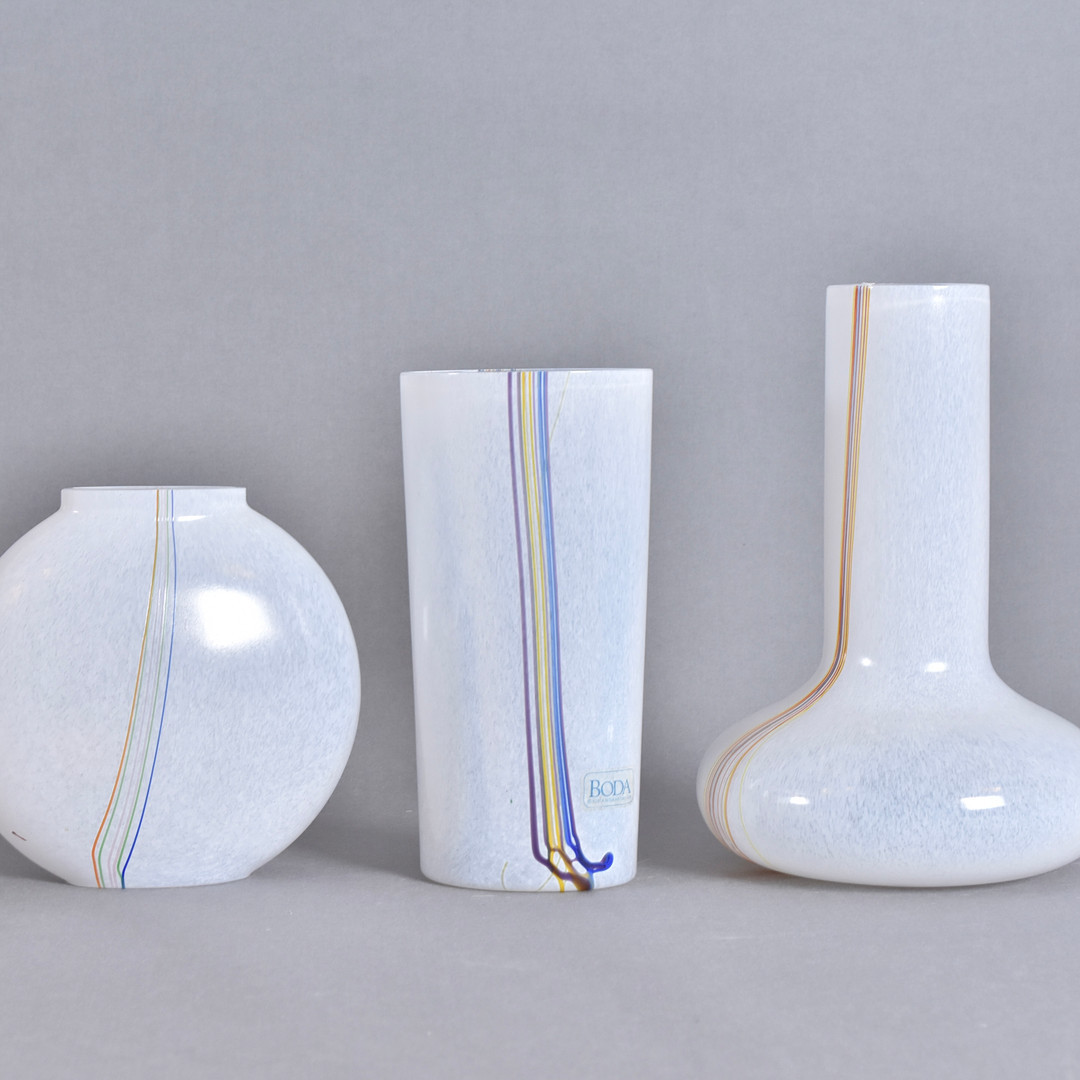 BERTIL VALLIEN. vaser, 3 st, glas, Kosta Boda Rainbow.