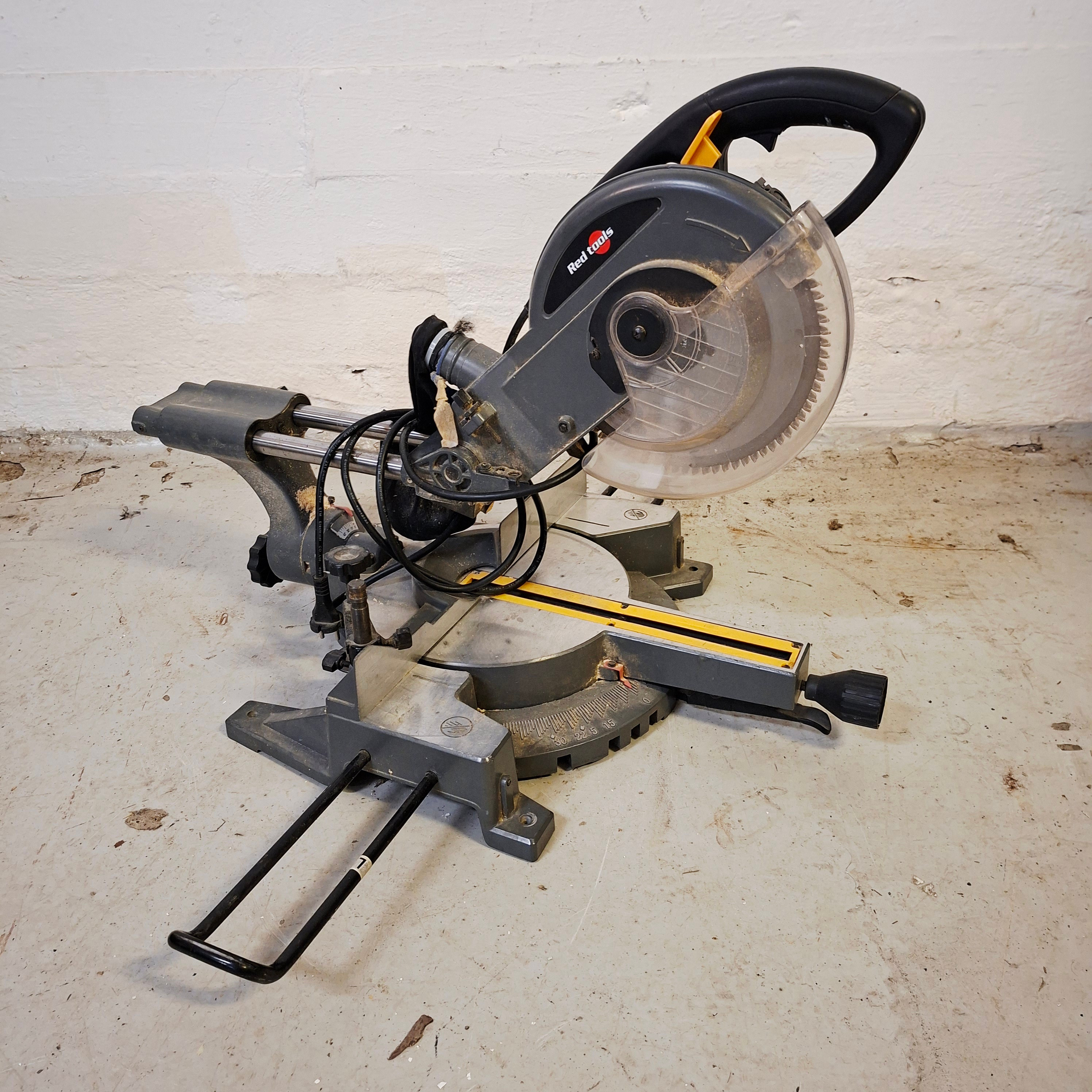 KAP-GERINGSÅG, Red tools RT250KGTL.