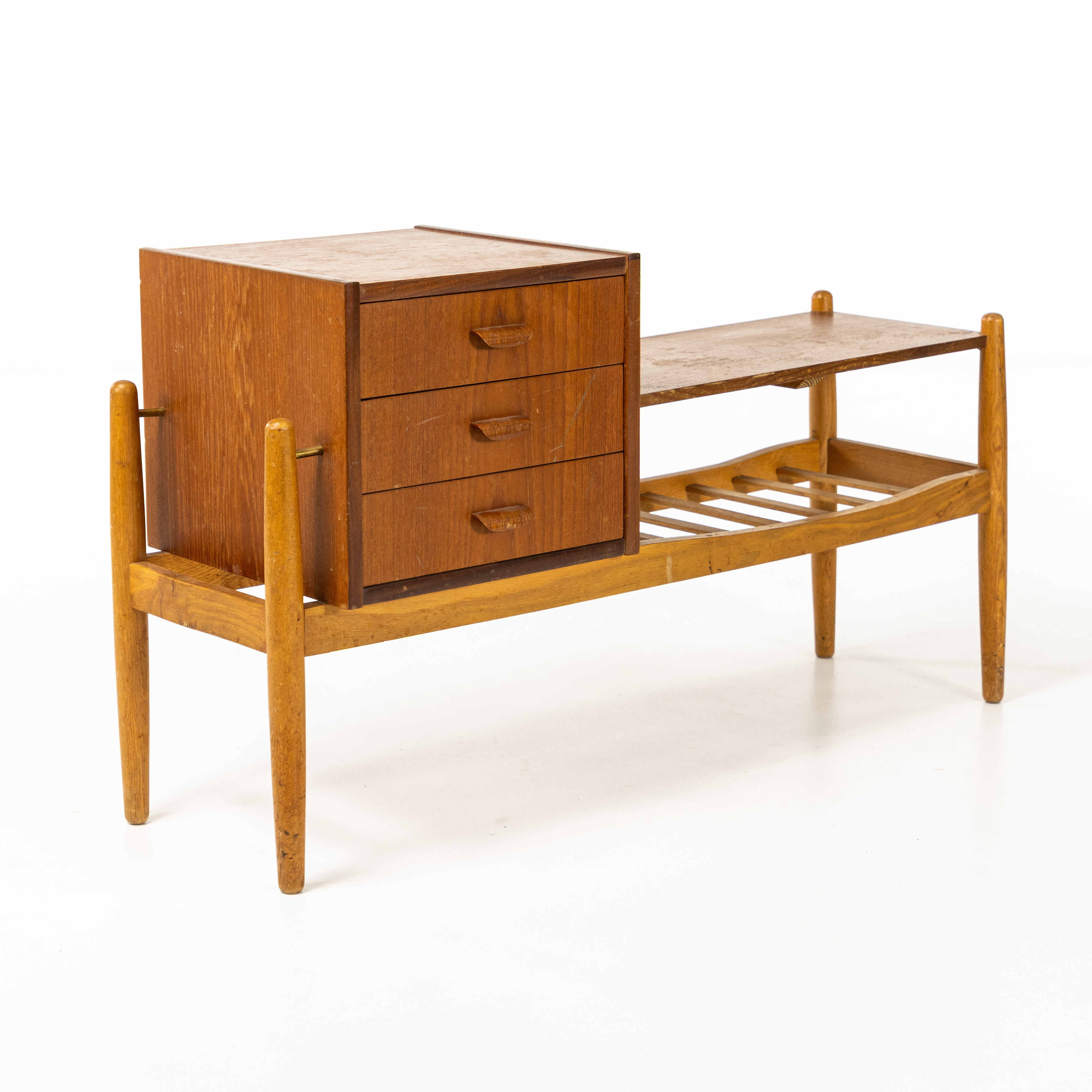 ARNE WAHL IVERSEN. Hallmöbel, teak, "Spectra", IKEA.