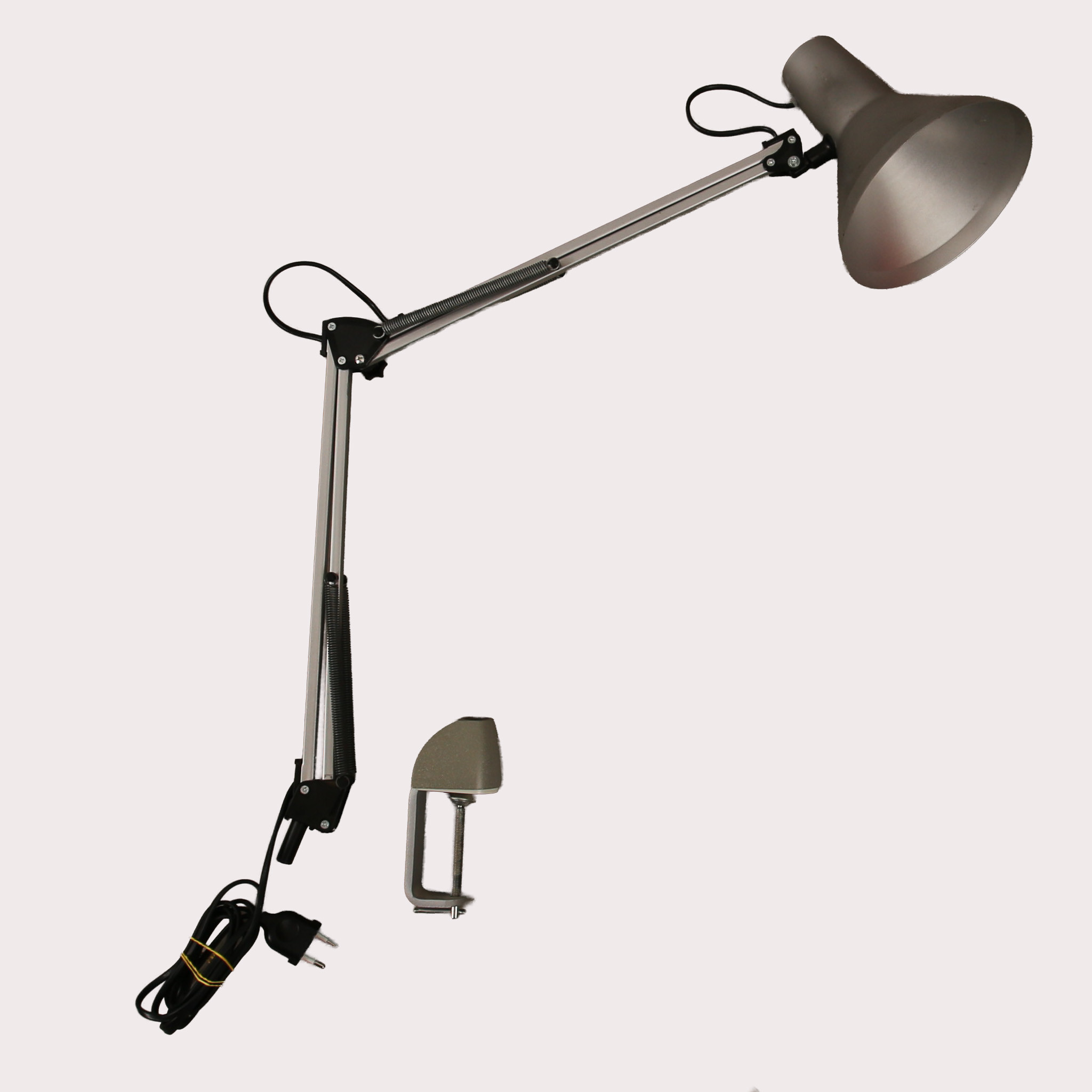 SKRIVBORDSLAMPA, silvermetallic lackerad plåt, en ljuskälla, max 60 W.