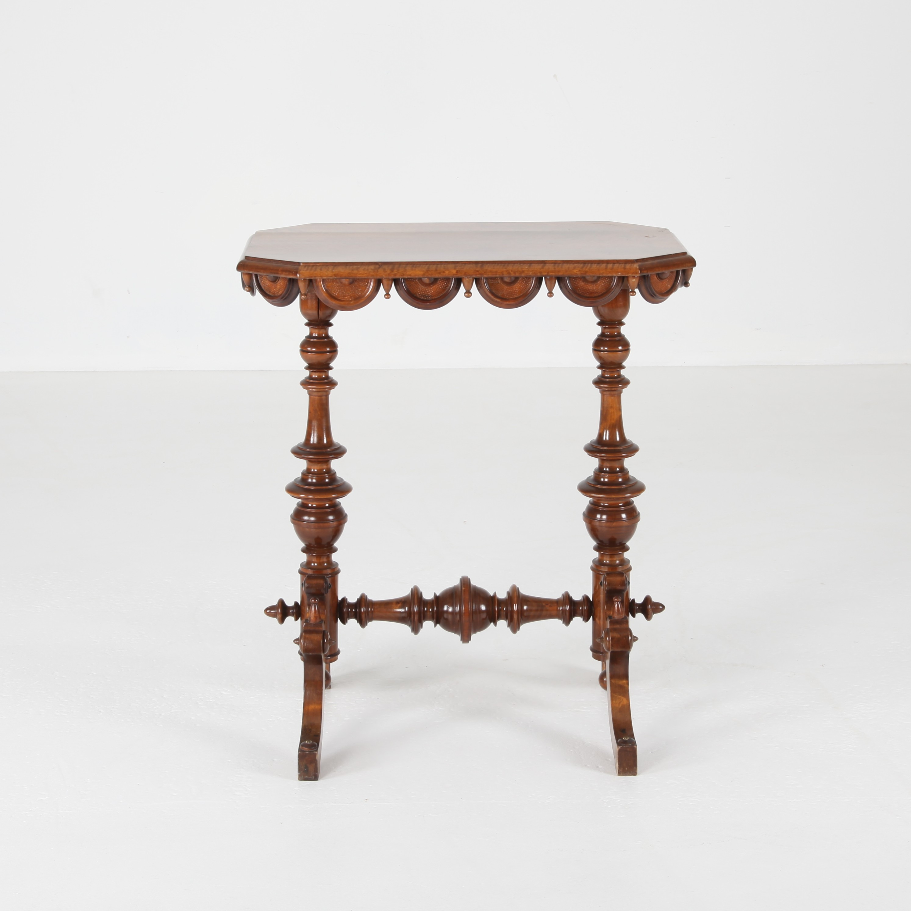 SIDOBORD, Sverige 1800-talets senare del.