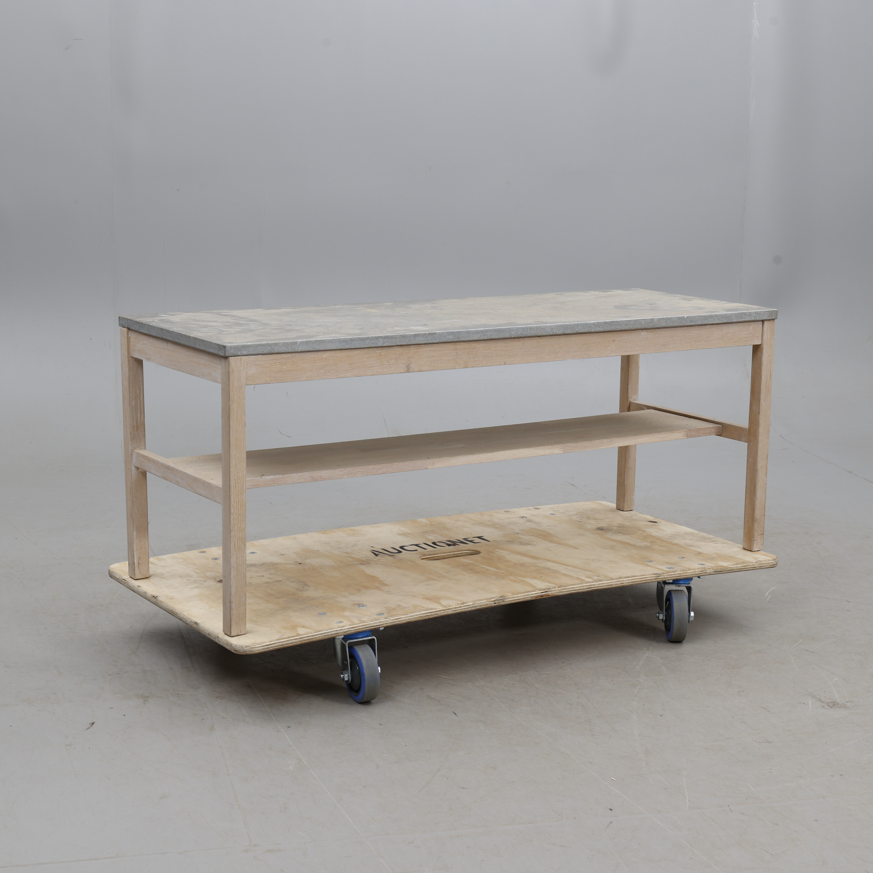 SOFFBORD, trästomme med stenskiva.