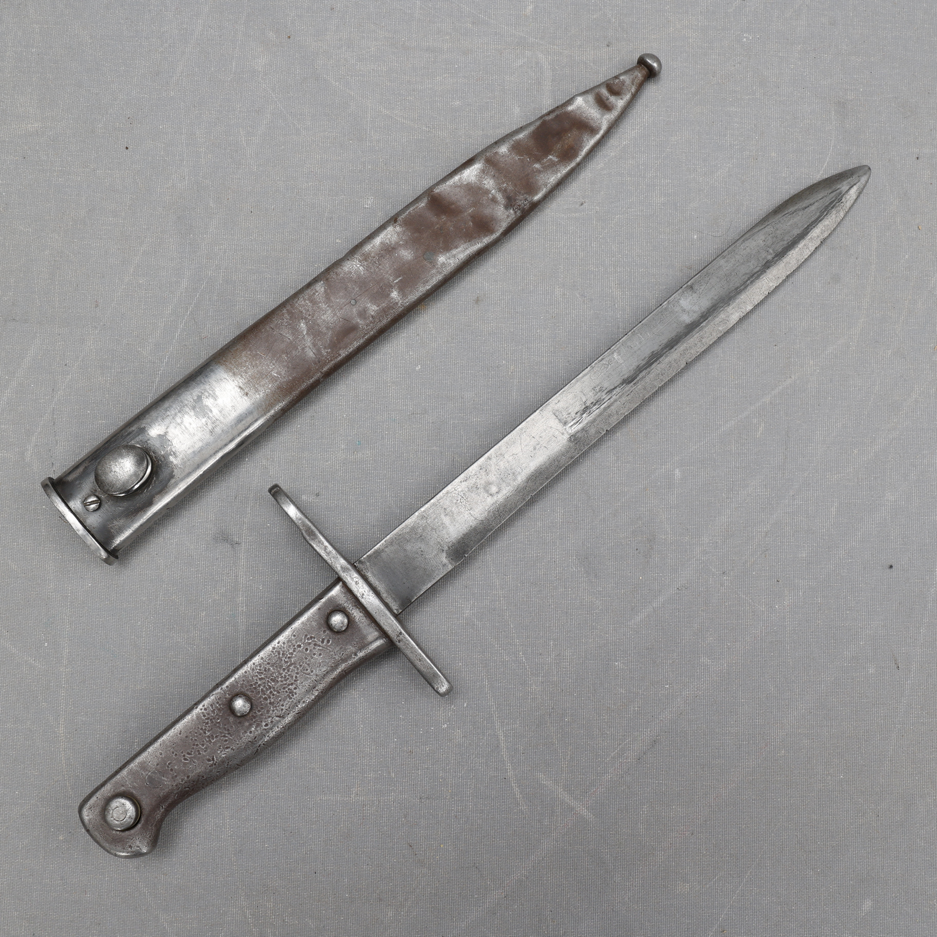 KNIVBAJONETT, troligen Svensk m/1914.