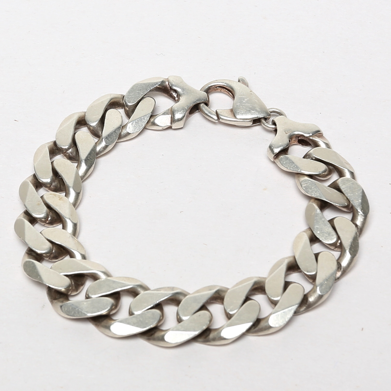 ARMBAND, märkt 900, sannolikt silver.