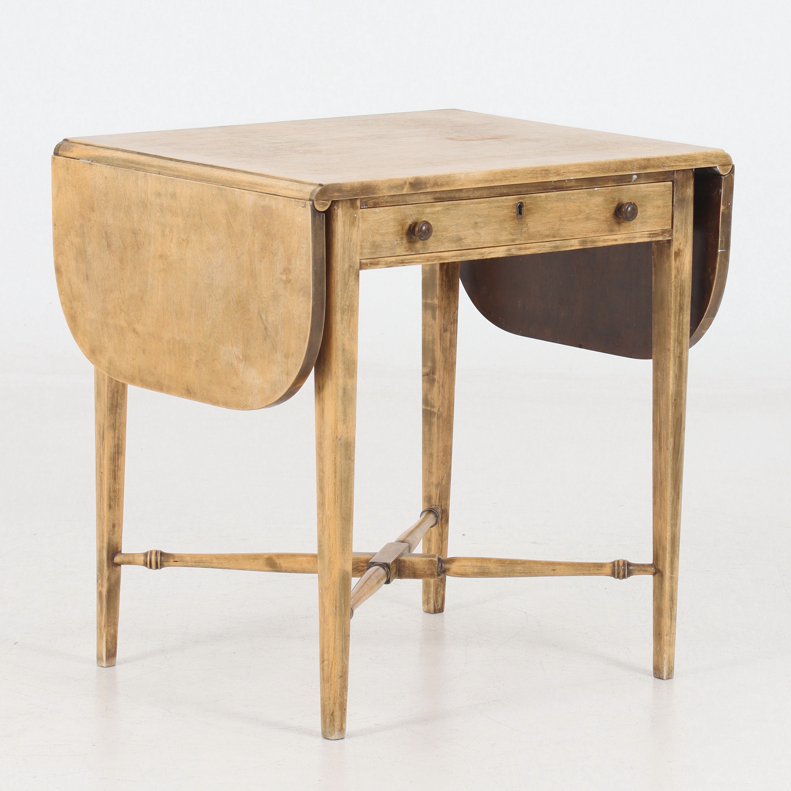 KLAFFBORD, lövträ, Aktiebolaget Kontorsmöbelfabriken Tranås, 1900-talets början.