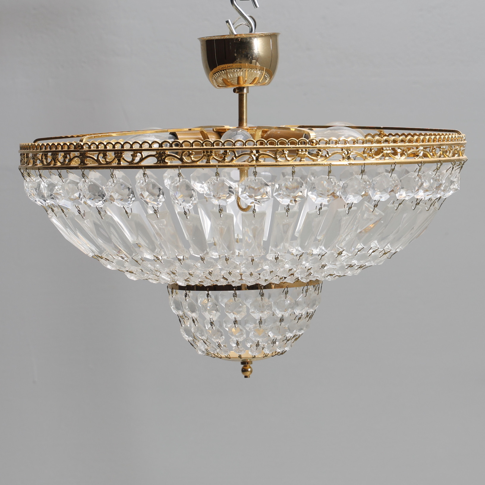 TAKLAMPA, Plafond med prismor, 6 ljuspunkter, 19/2000-tal.